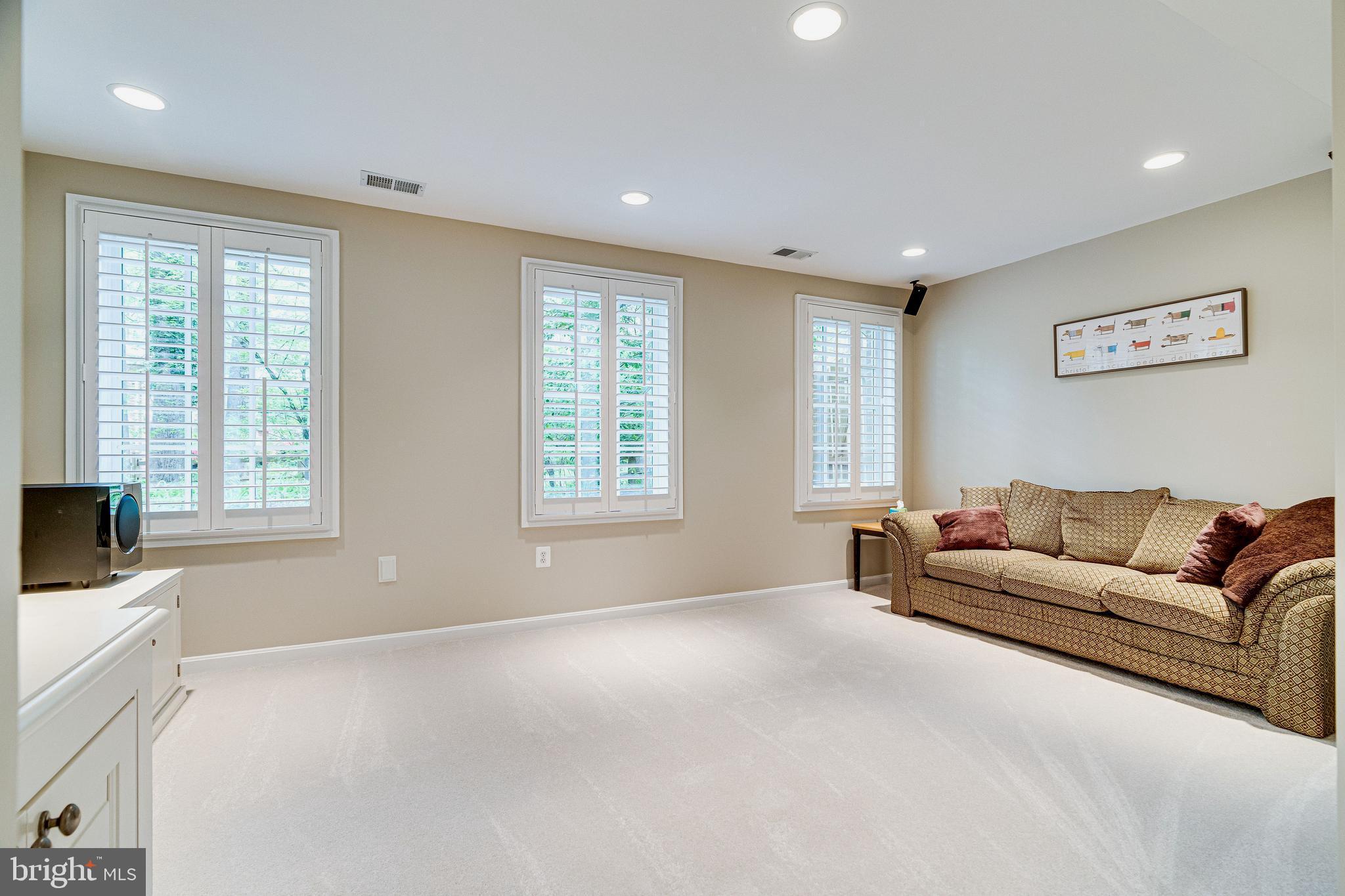 AVON PARK - Residential