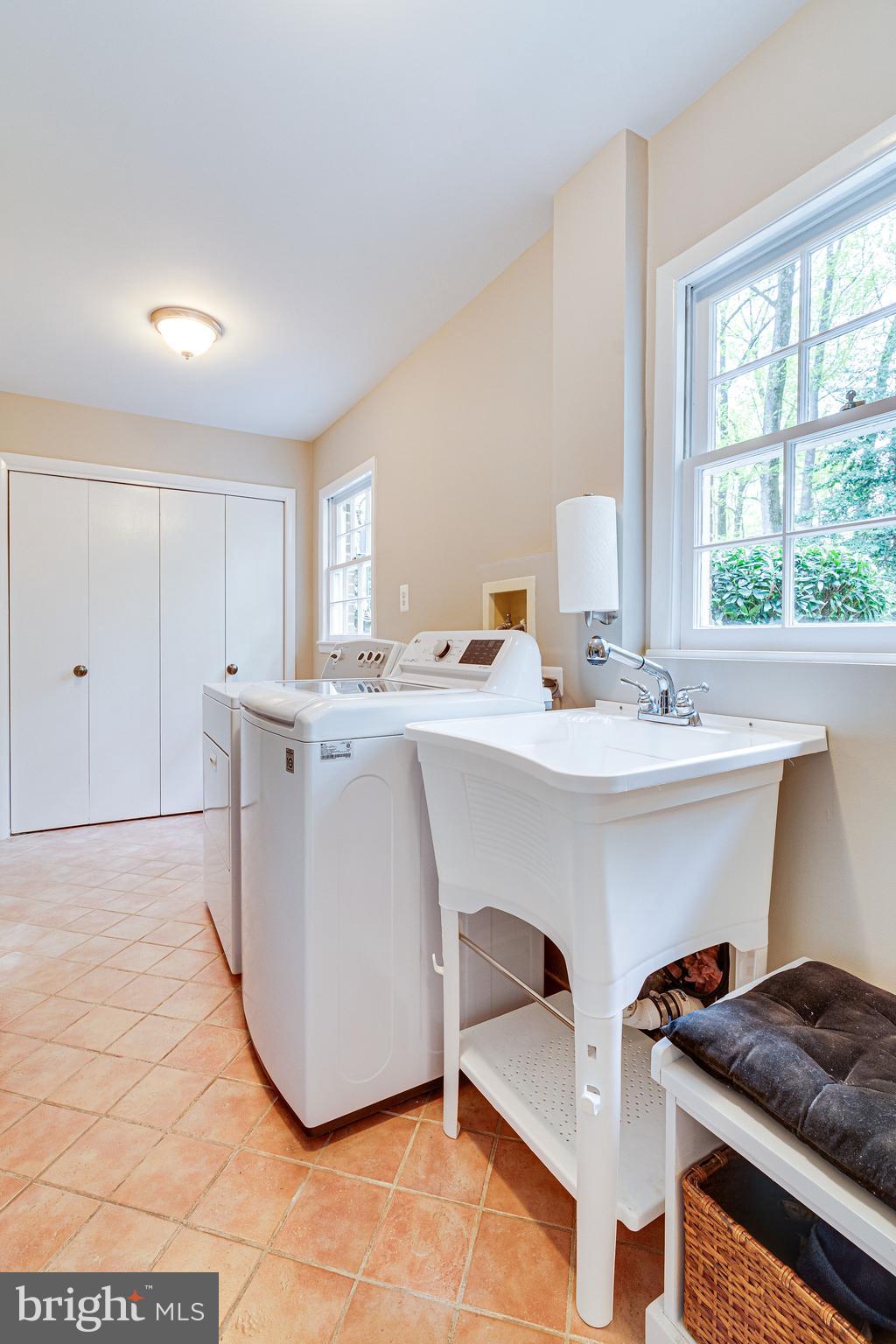 AVON PARK - Residential