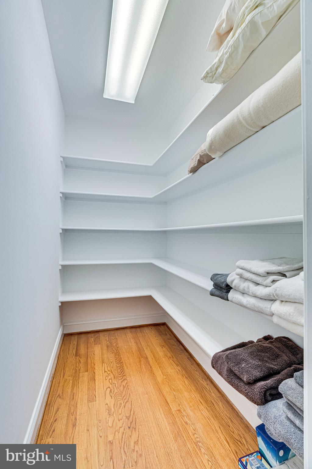 AVON PARK - Residential