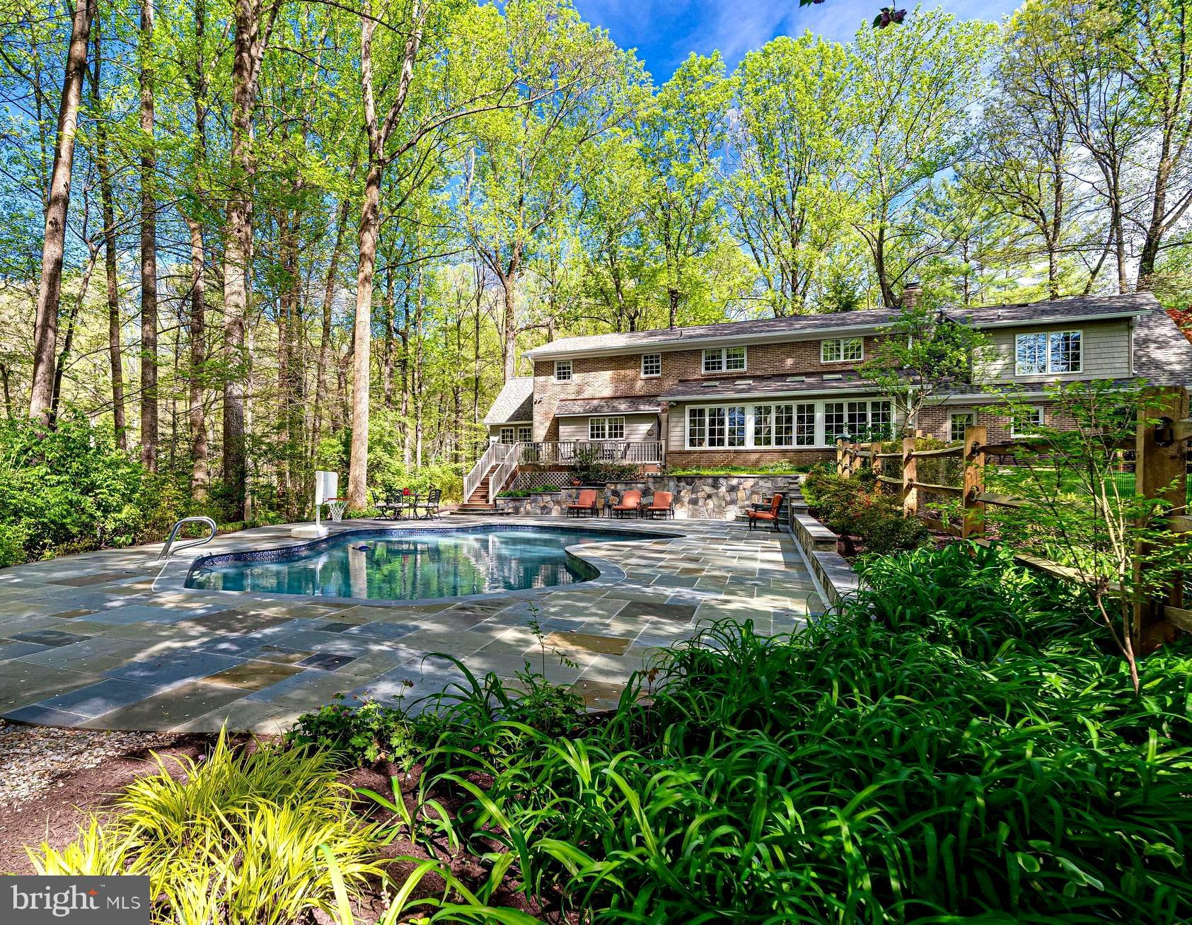 AVON PARK - Residential