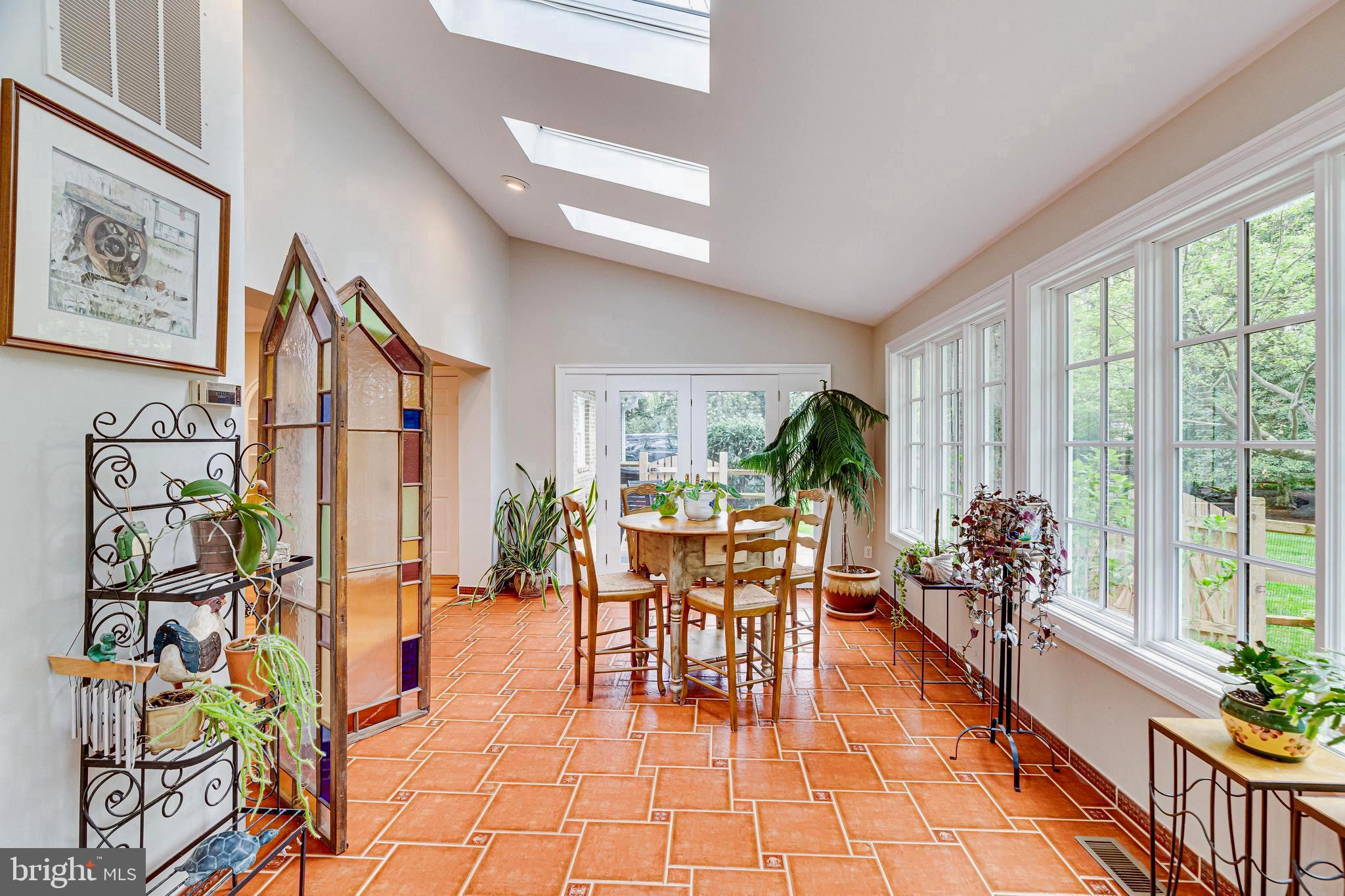 AVON PARK - Residential