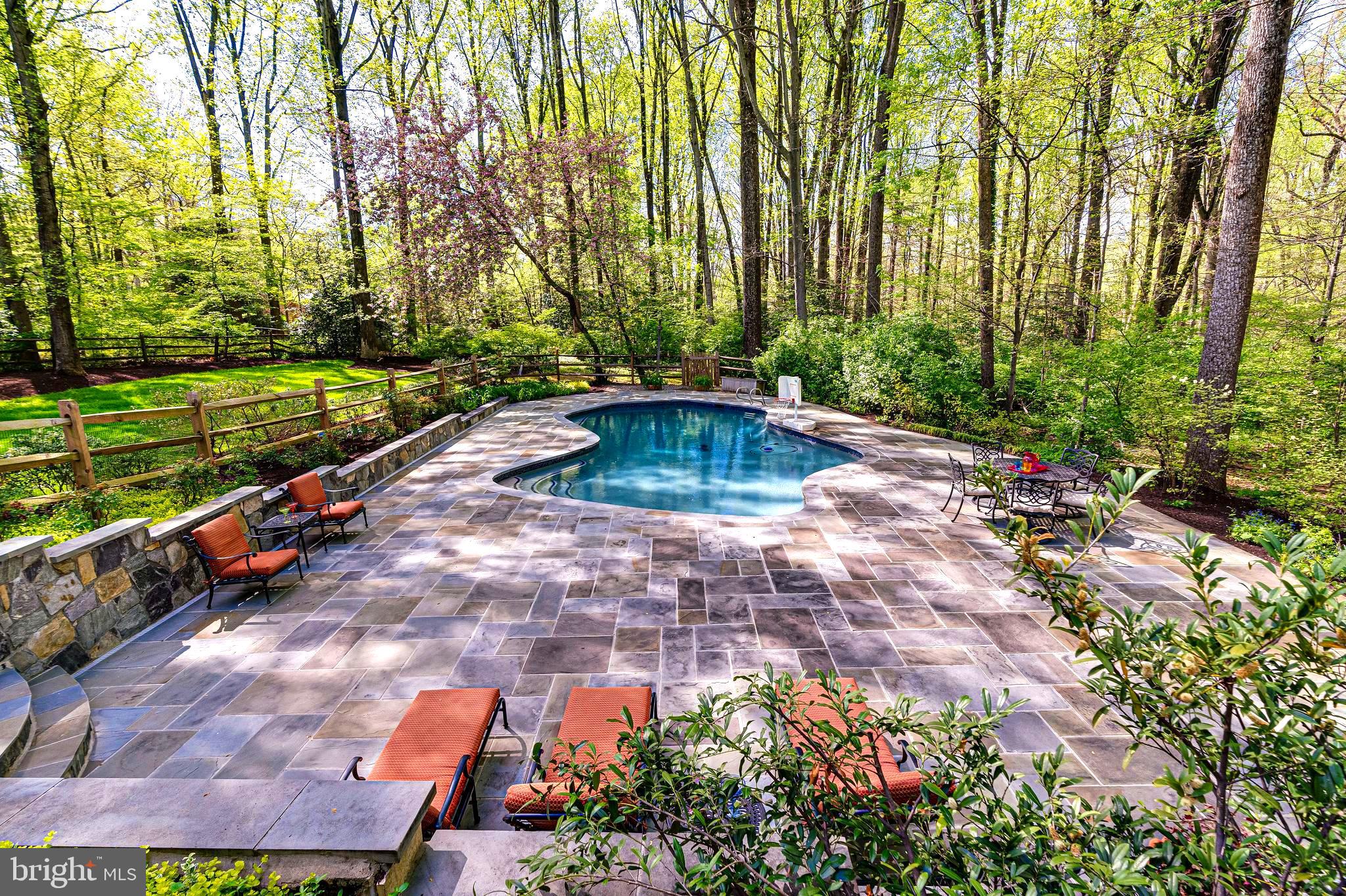 AVON PARK - Residential