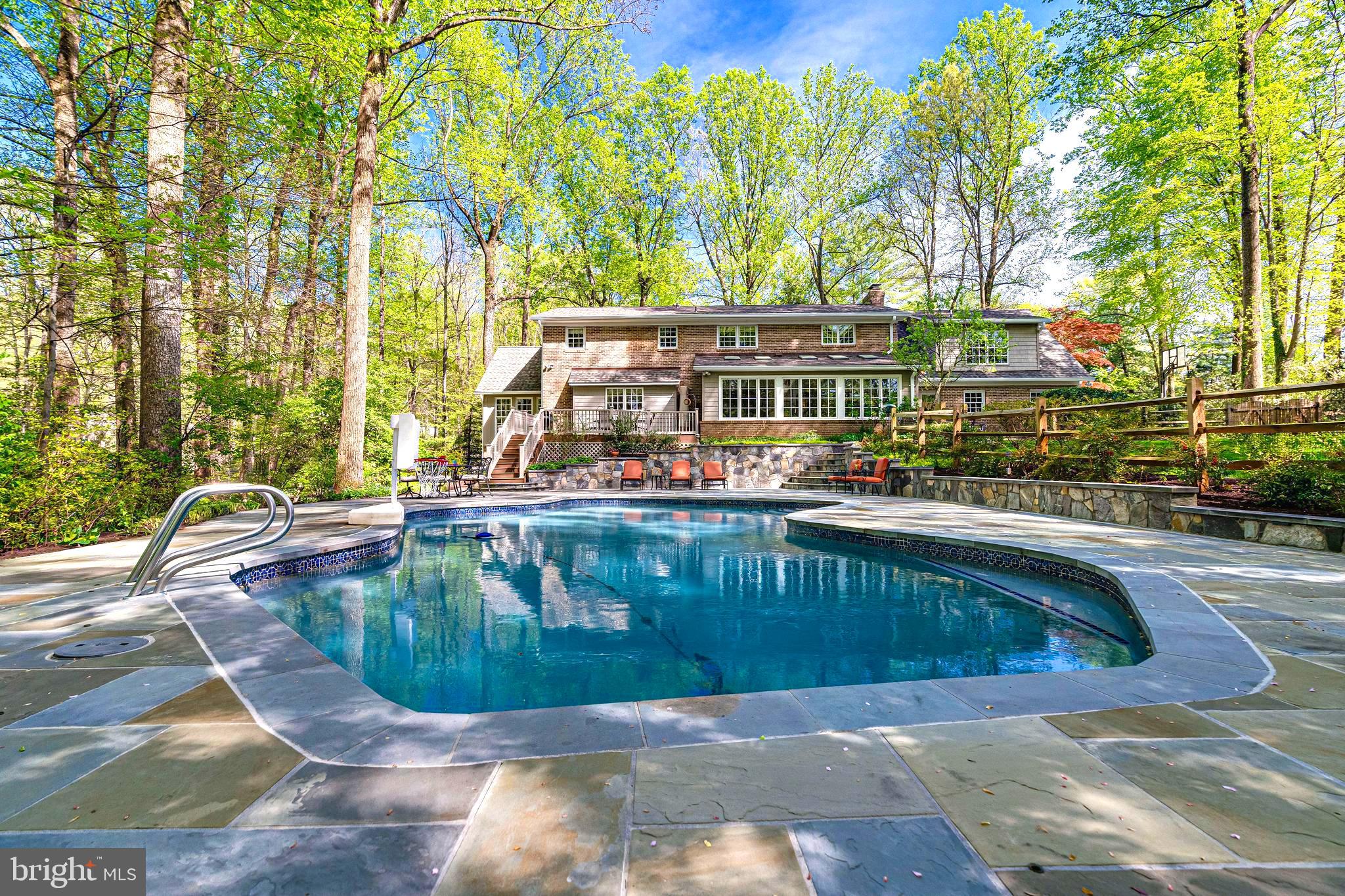 AVON PARK - Residential