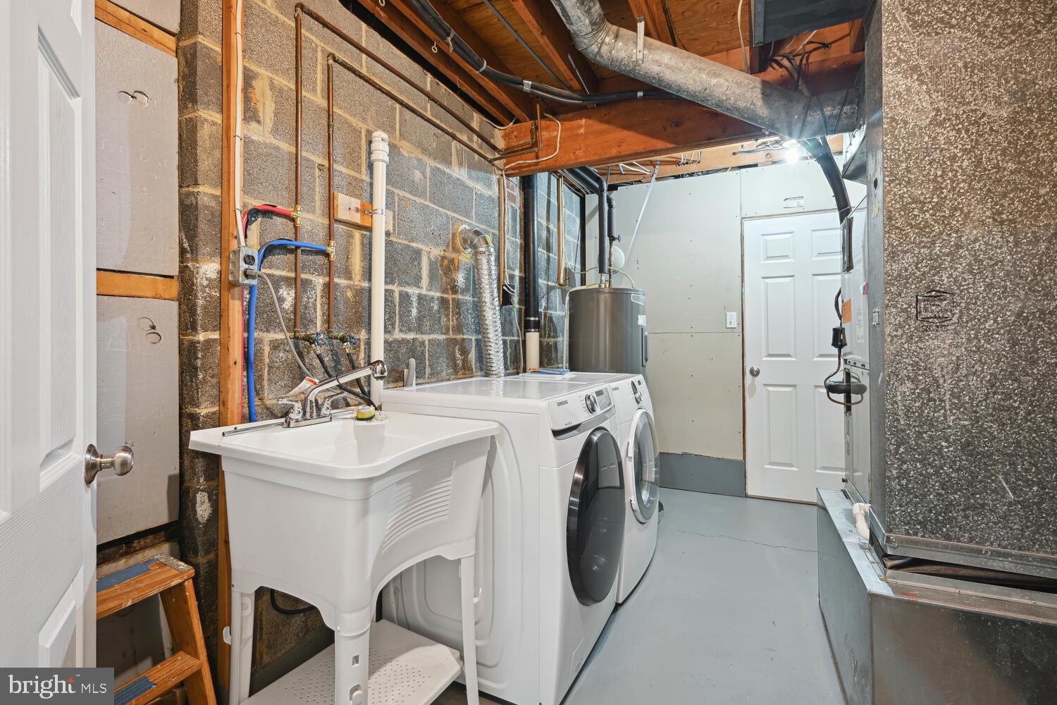 WATKINS GLEN - Residential Lease