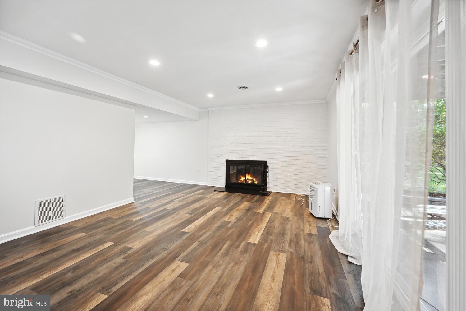 WATKINS GLEN - Residential Lease