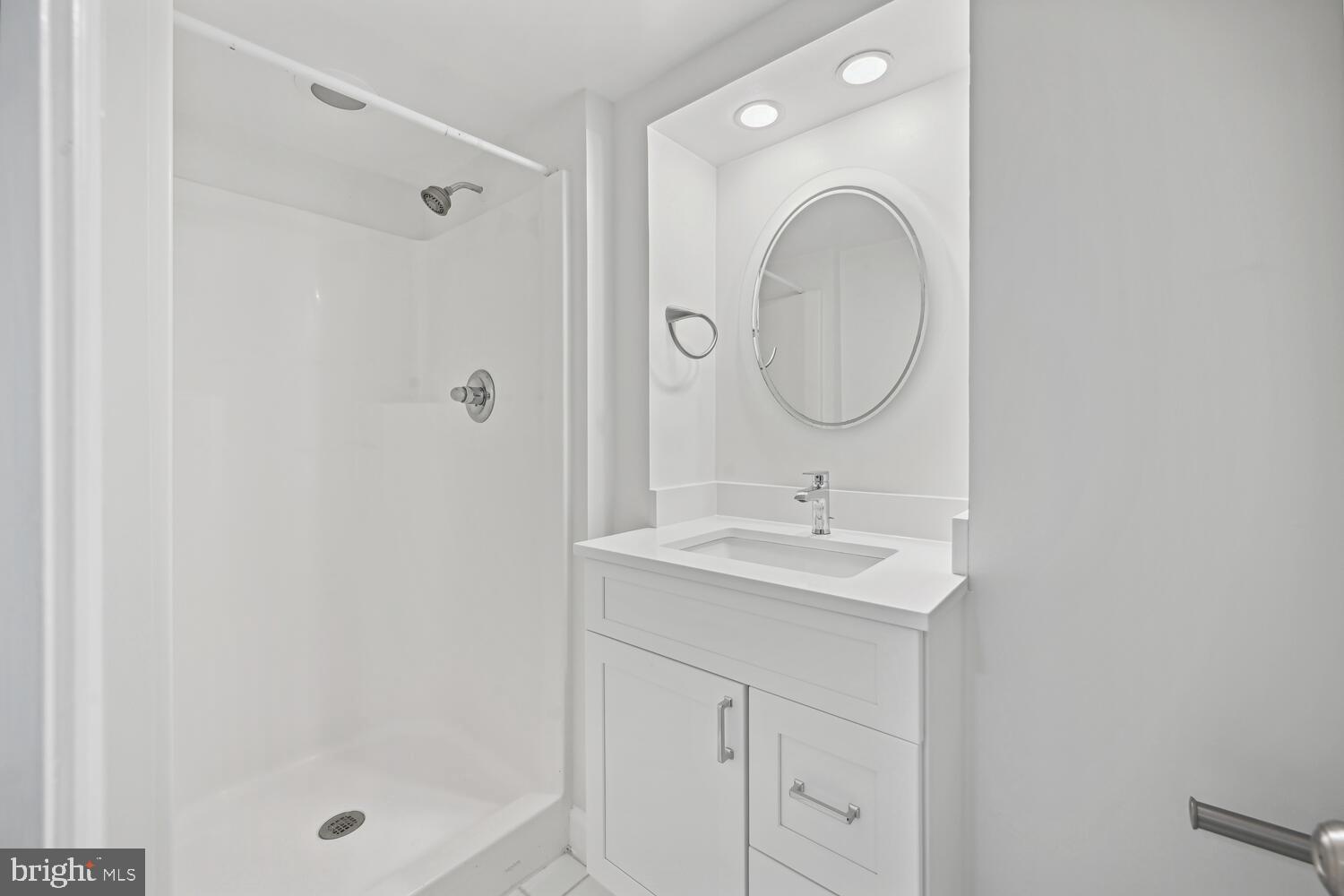 WATKINS GLEN - Residential Lease