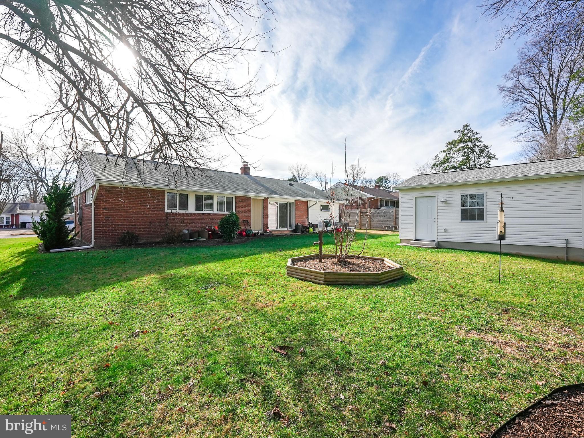 NORTH SPRINGFIELD - Residential