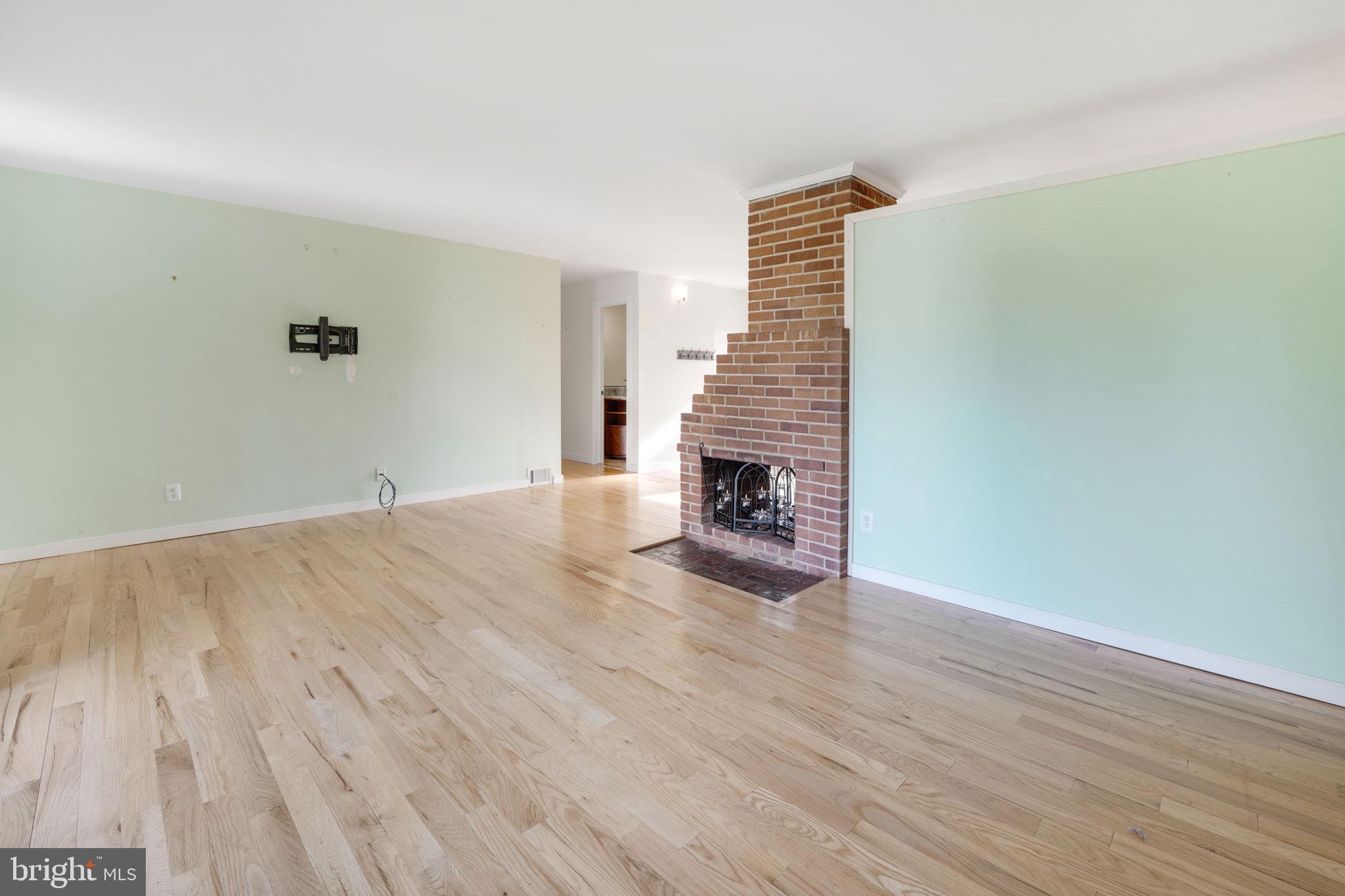 NORTH SPRINGFIELD - Residential