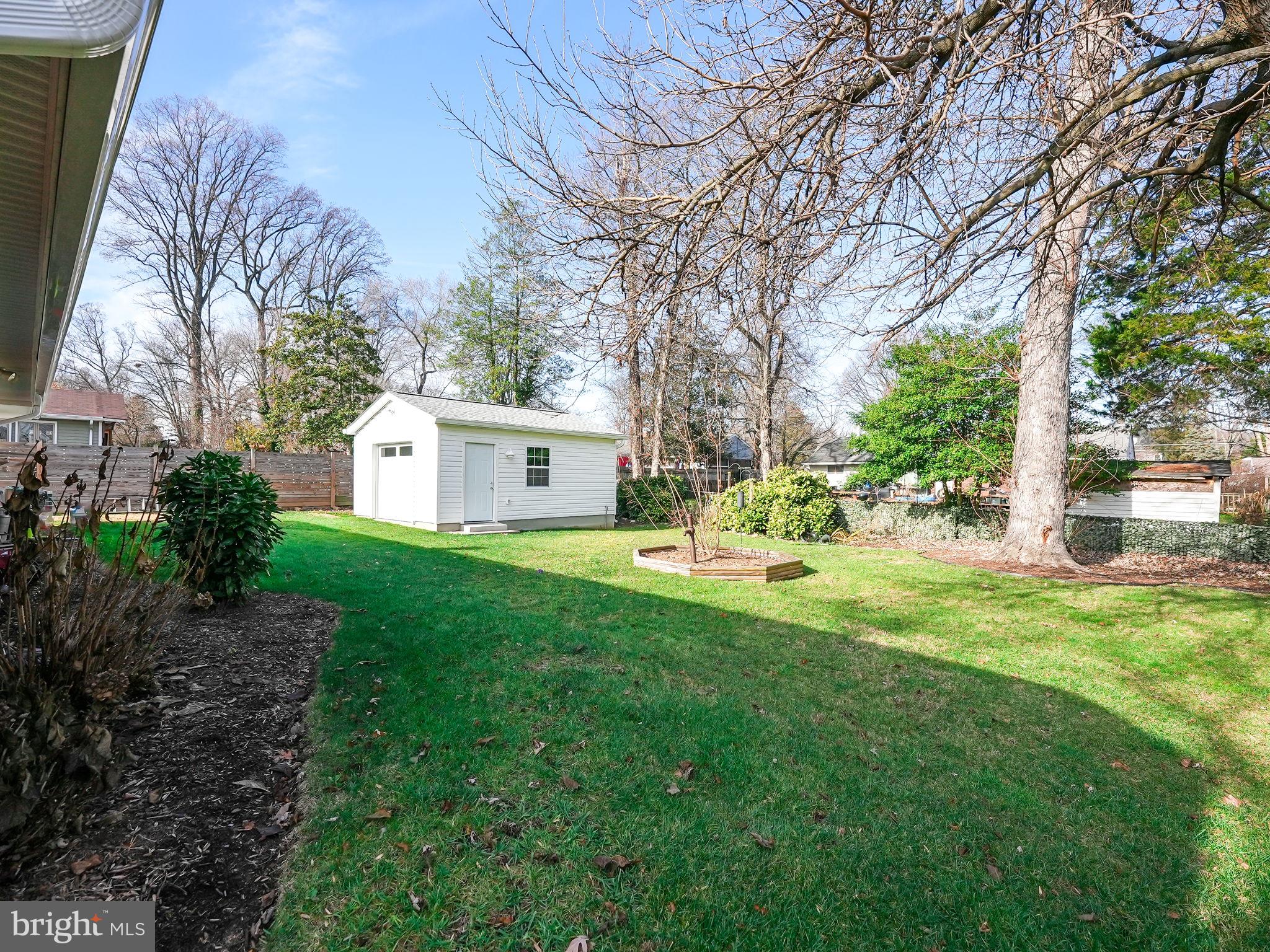 NORTH SPRINGFIELD - Residential