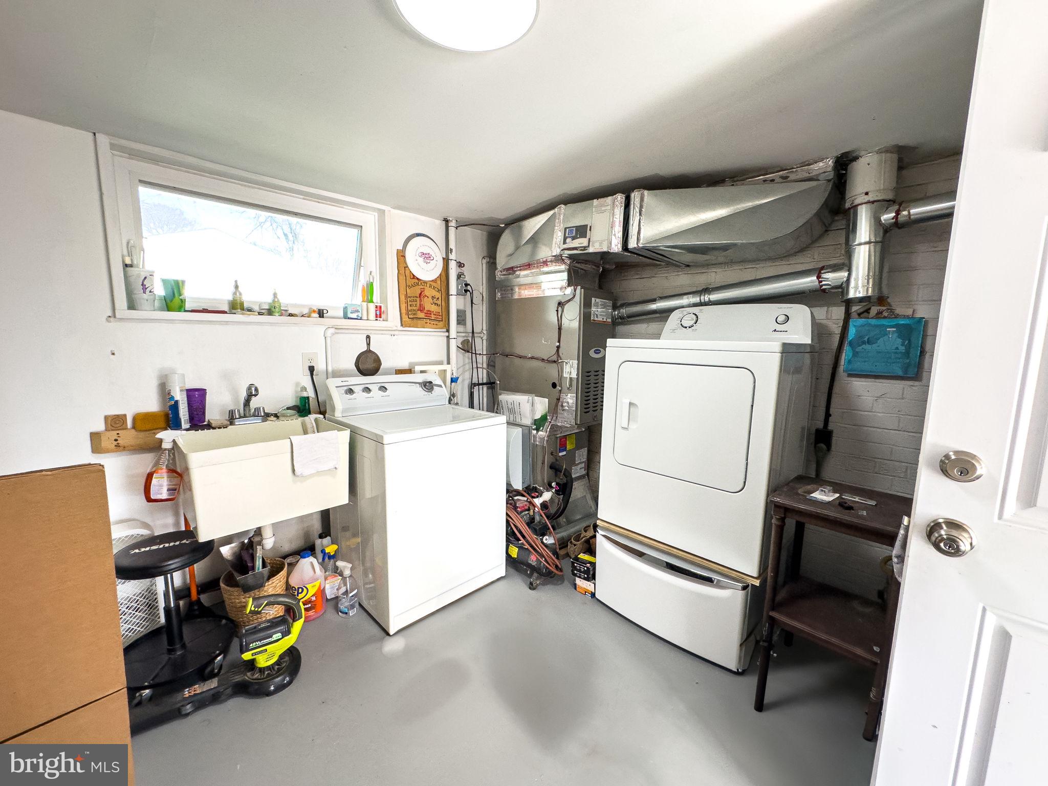 NORTH SPRINGFIELD - Residential