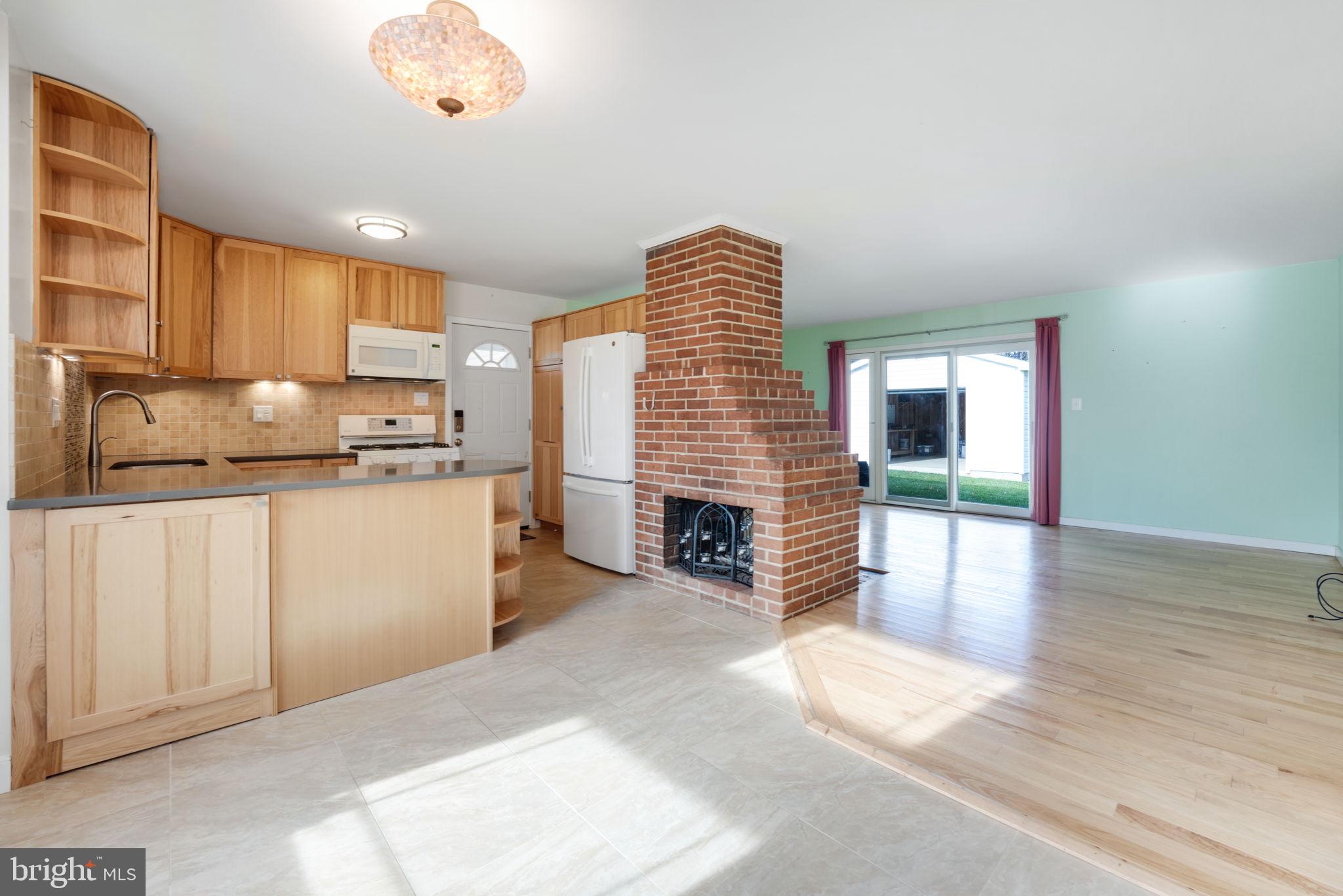 NORTH SPRINGFIELD - Residential