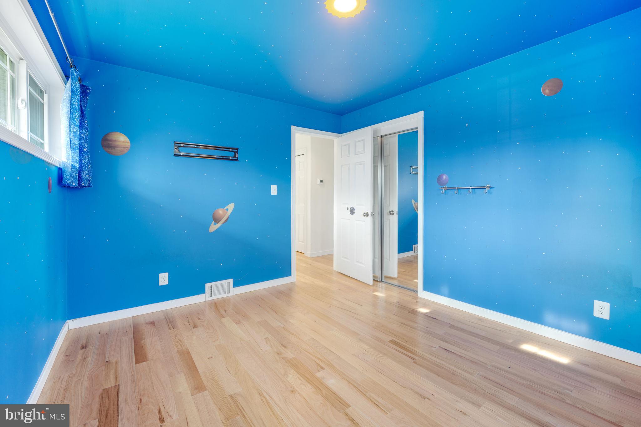 NORTH SPRINGFIELD - Residential