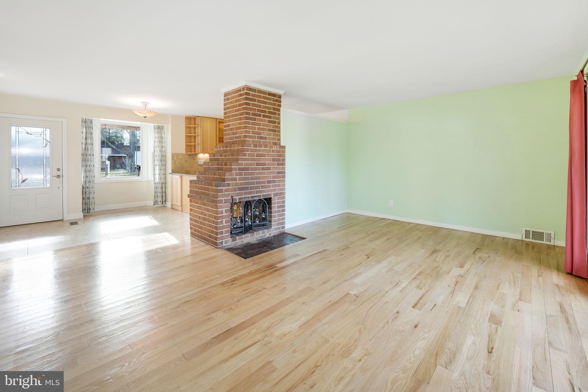 NORTH SPRINGFIELD - Residential