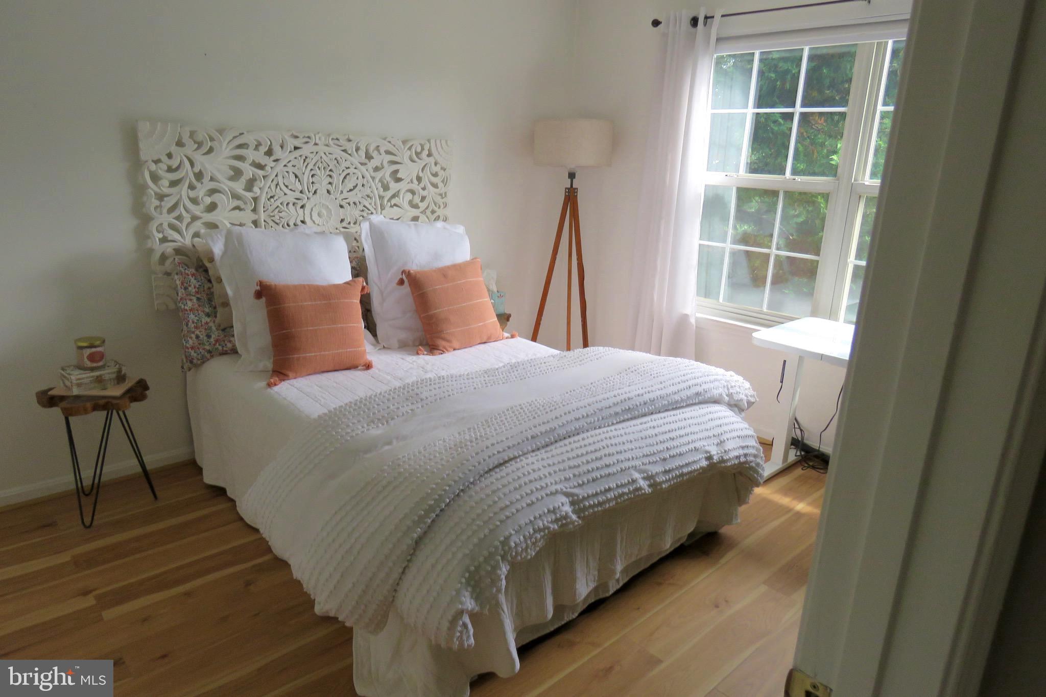 TIDEWATER TOWNS - Residential