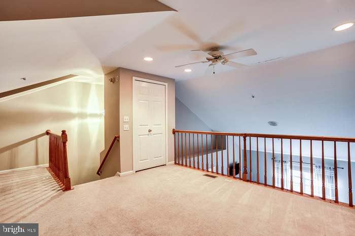 TIDEWATER TOWNS - Residential