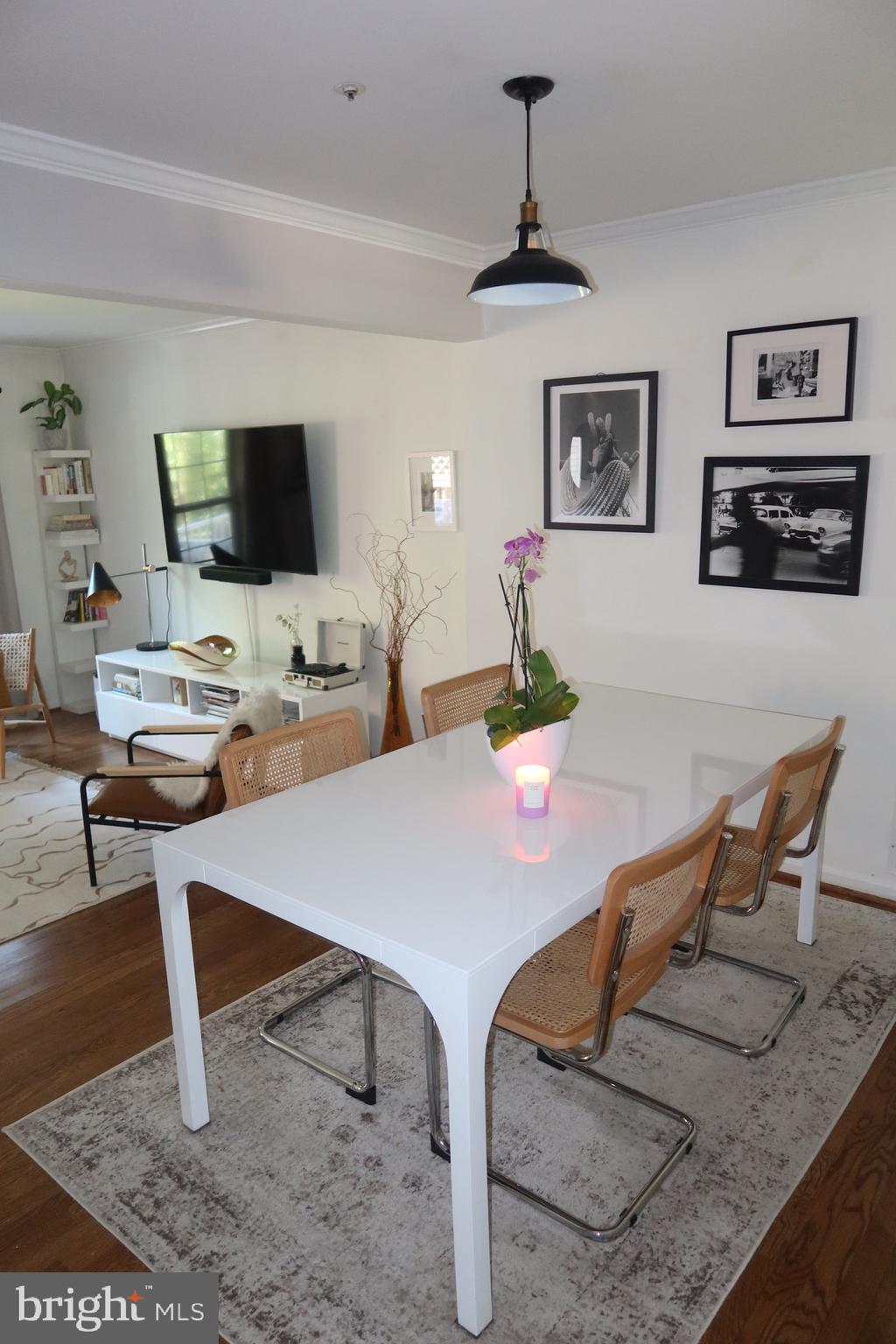 TIDEWATER TOWNS - Residential