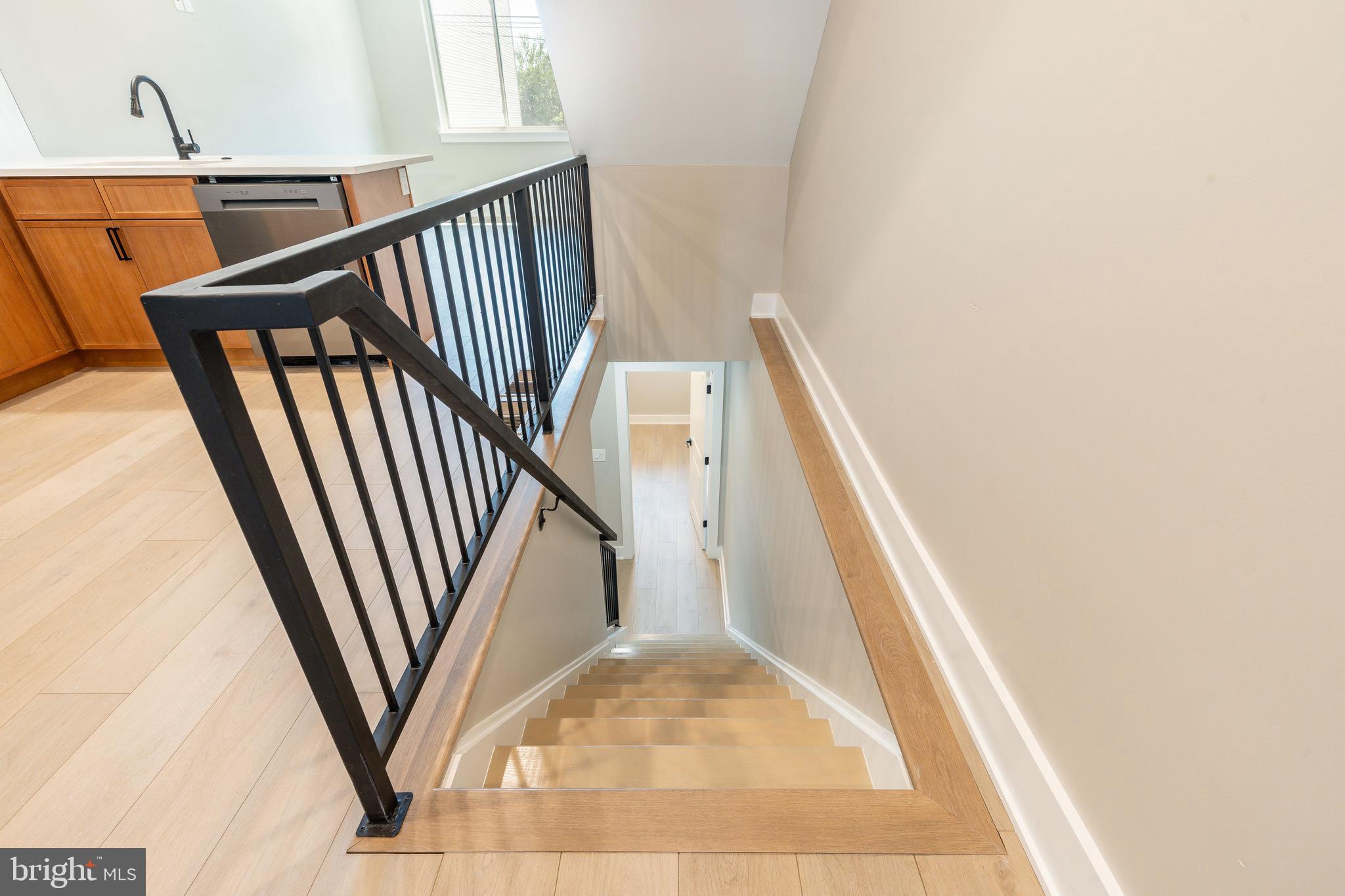 OLDE KENSINGTON - Residential Lease