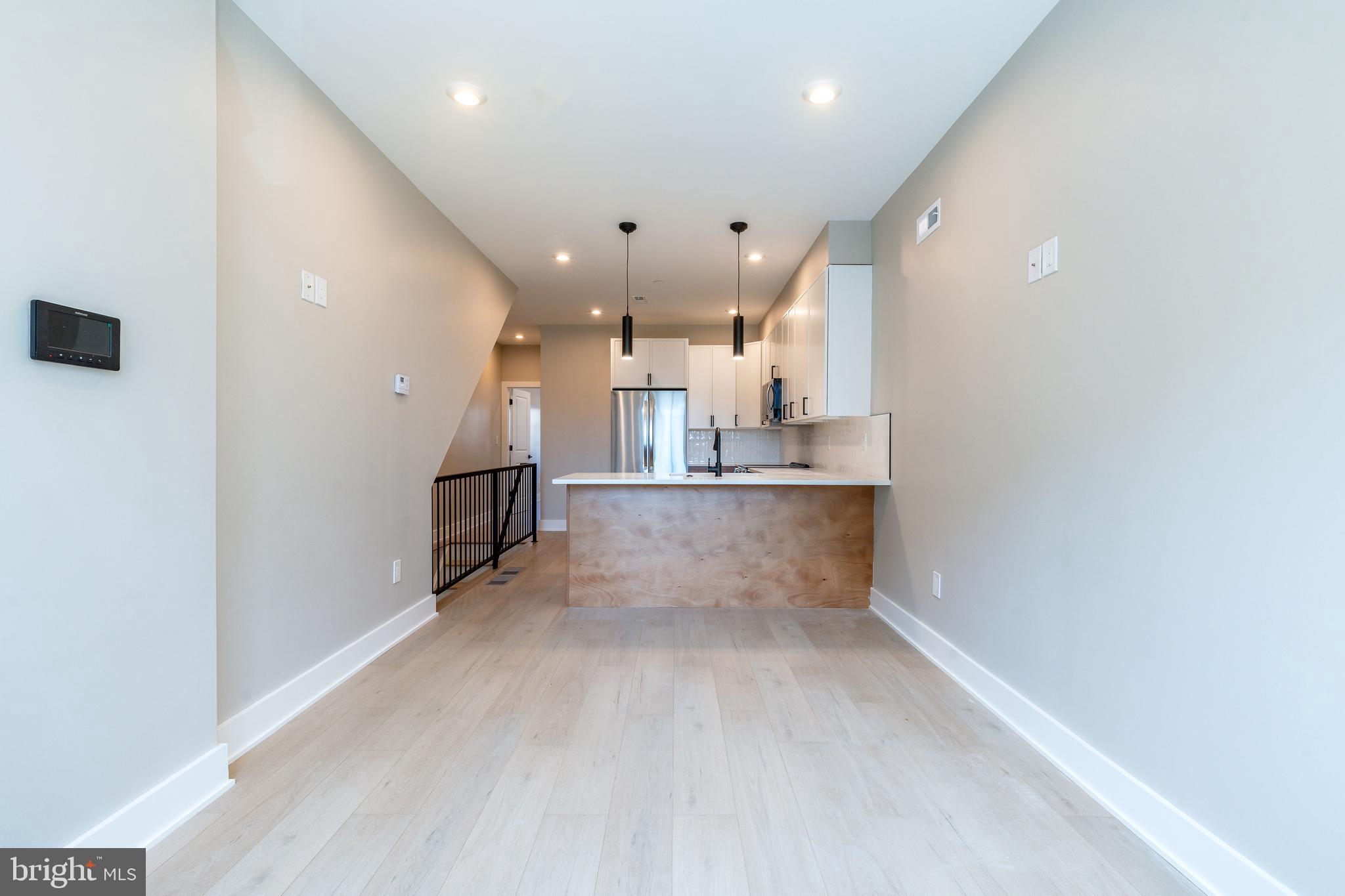 OLDE KENSINGTON - Residential Lease