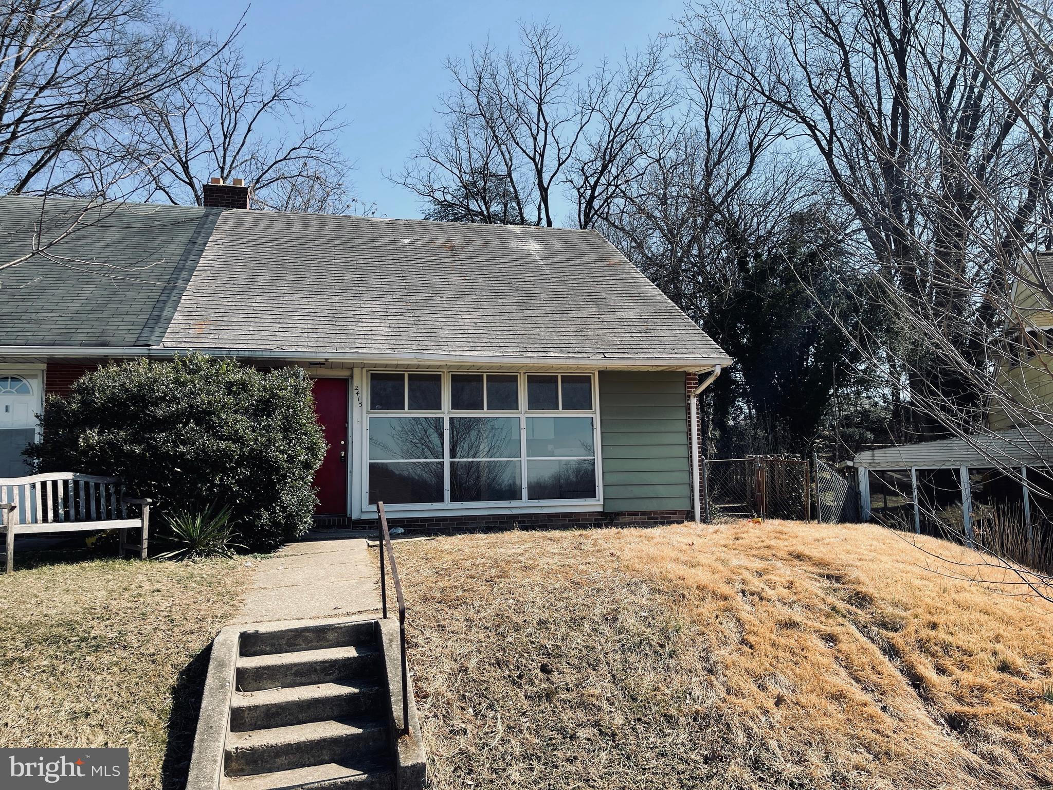 LAURAVILLE HISTORIC DISTRICT - Residential
