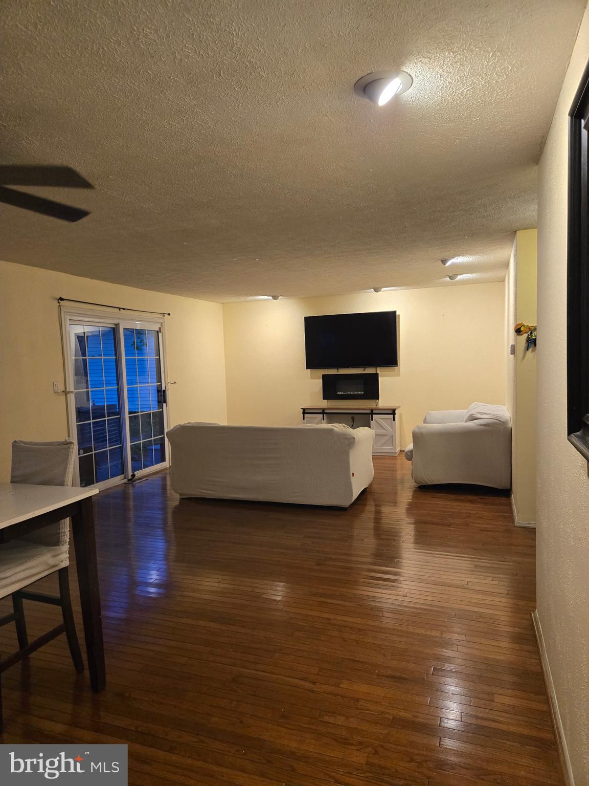 AMBERMILL - Residential