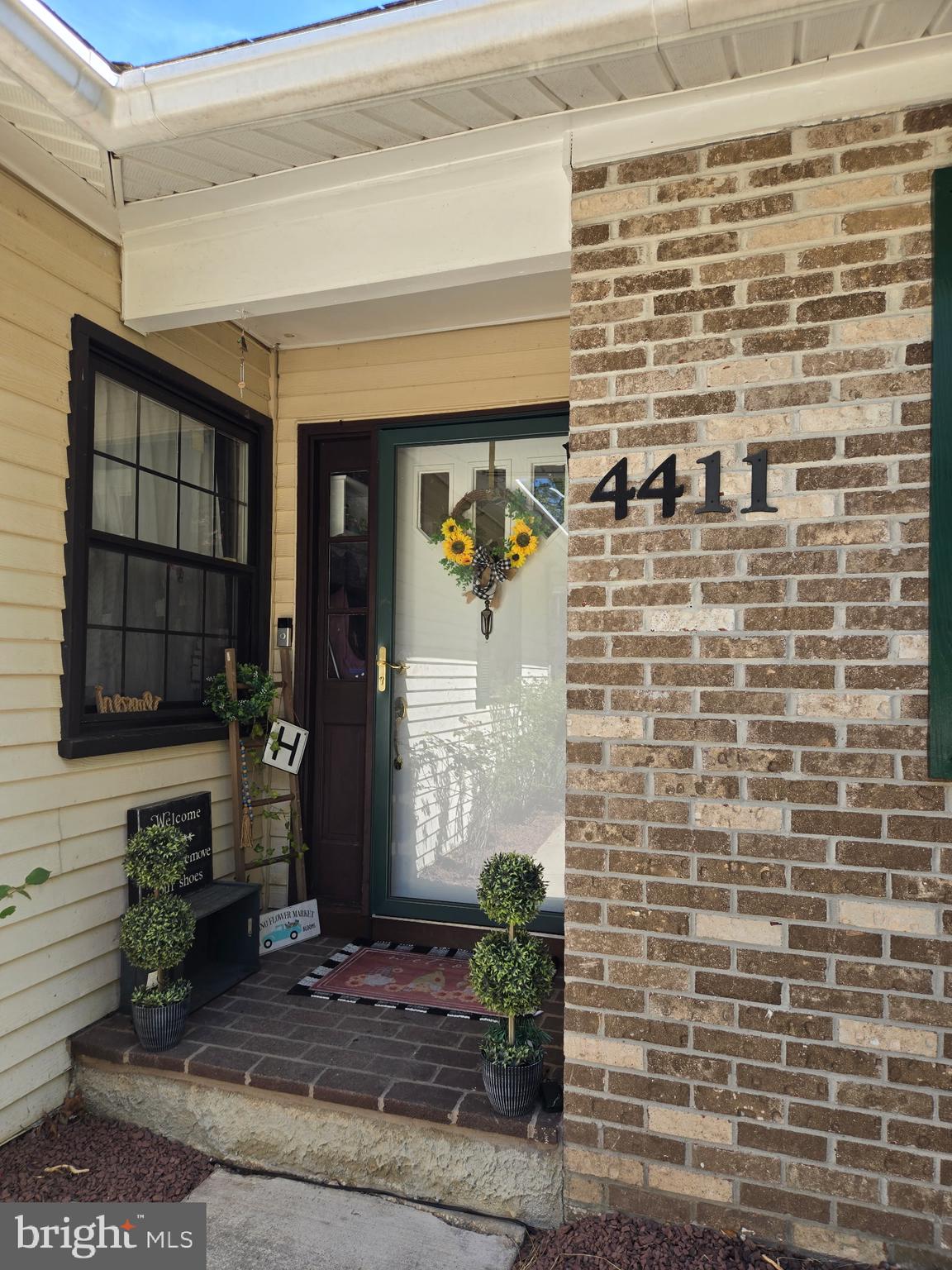 4411 MACWORTH PLACE