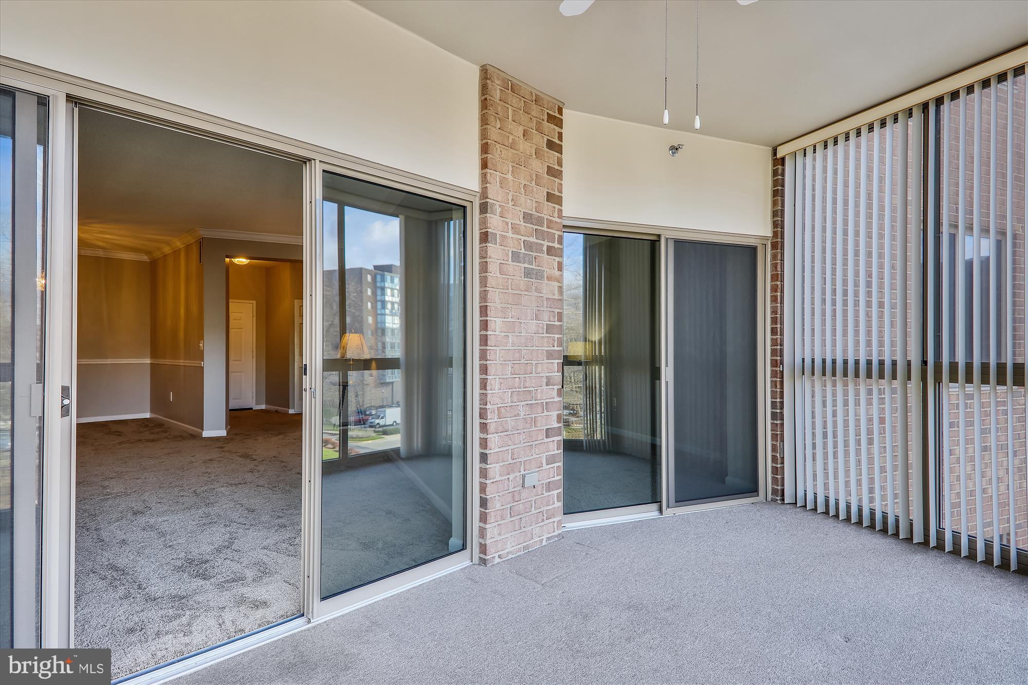 TURNBERRY COURTS AT LEIS - Residential Lease