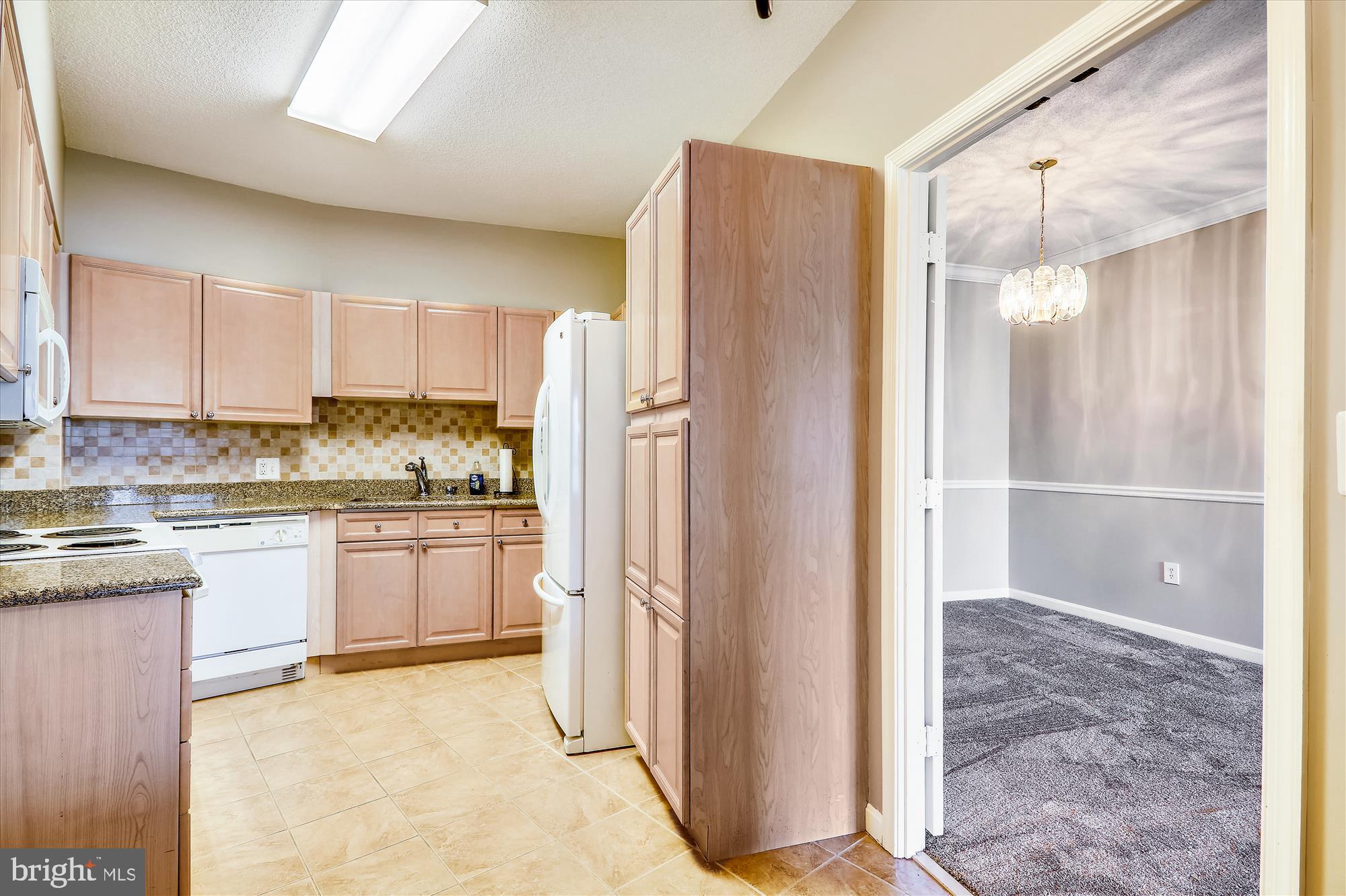 TURNBERRY COURTS AT LEIS - Residential Lease