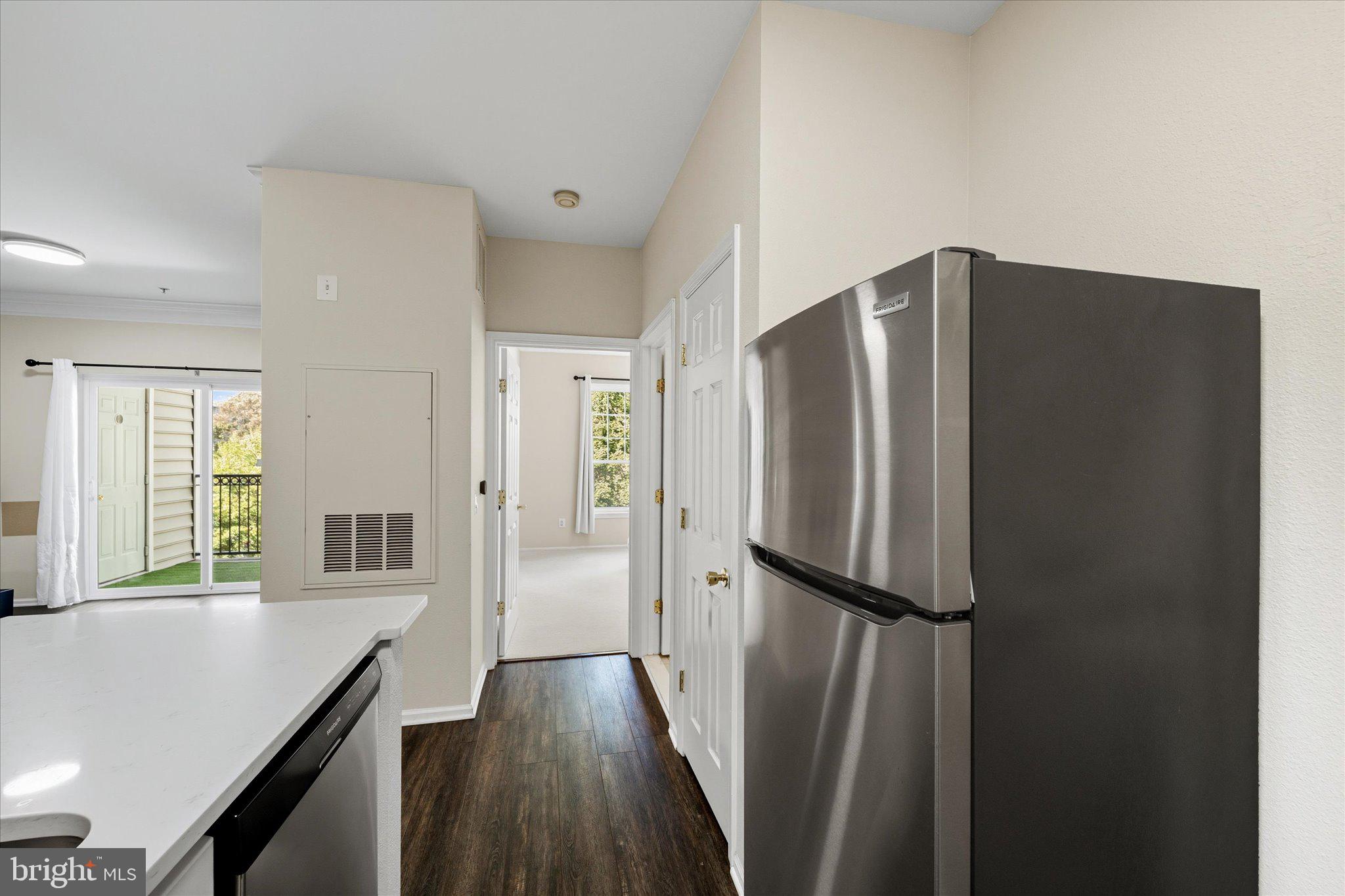 GATES OF MCLEAN - Residential Lease