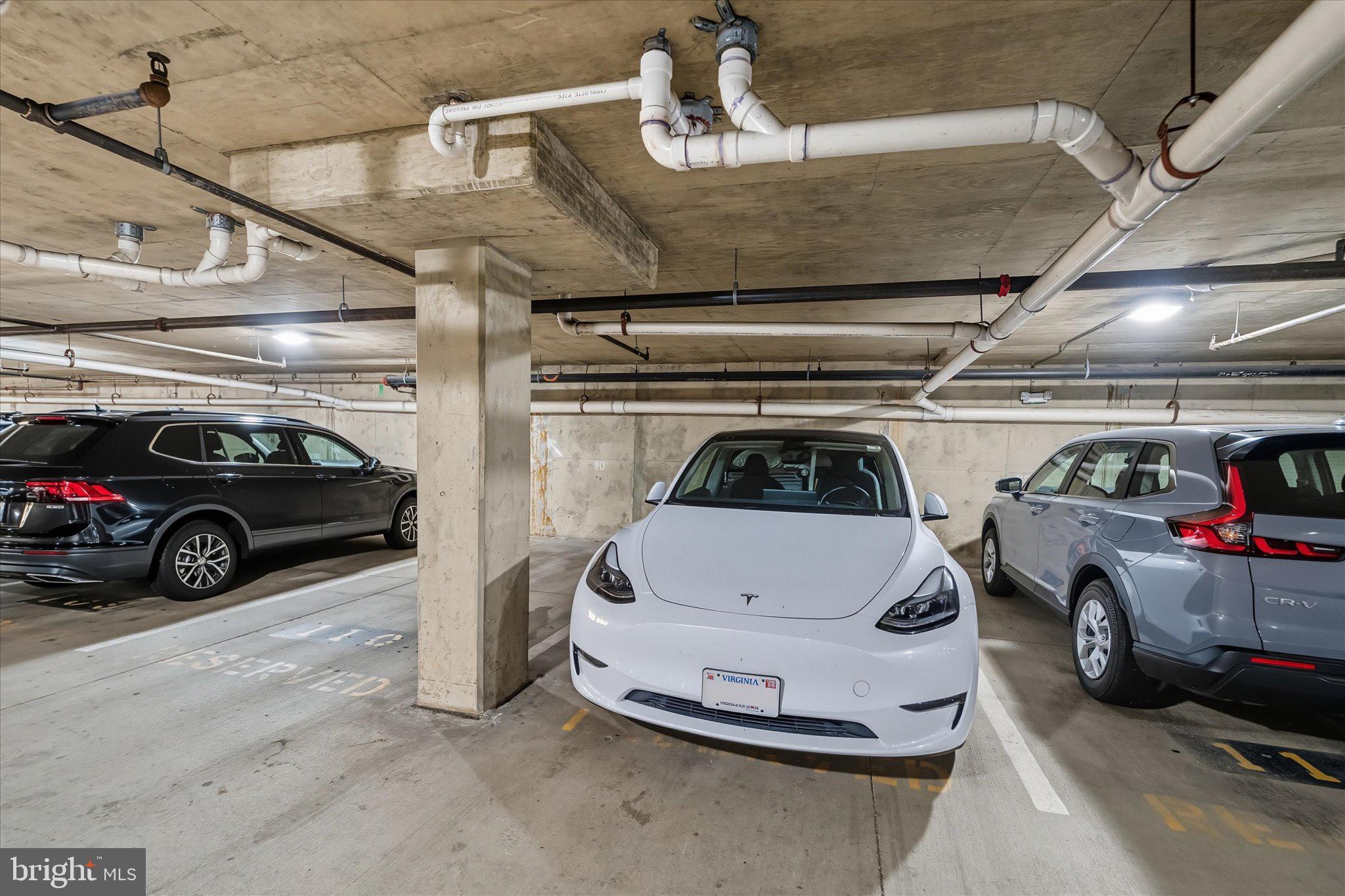 GATES OF MCLEAN - Residential Lease