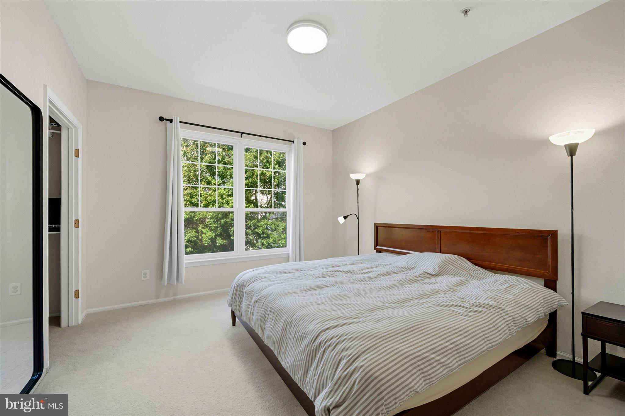 GATES OF MCLEAN - Residential Lease