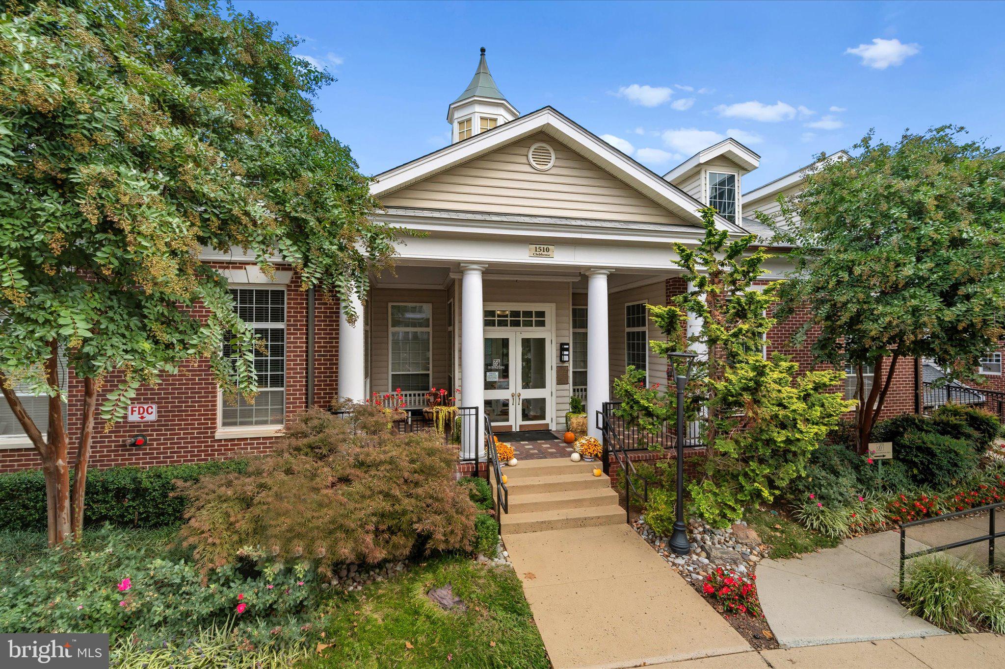 GATES OF MCLEAN - Residential Lease