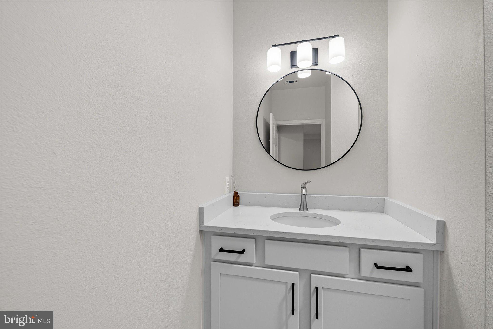 GATES OF MCLEAN - Residential Lease