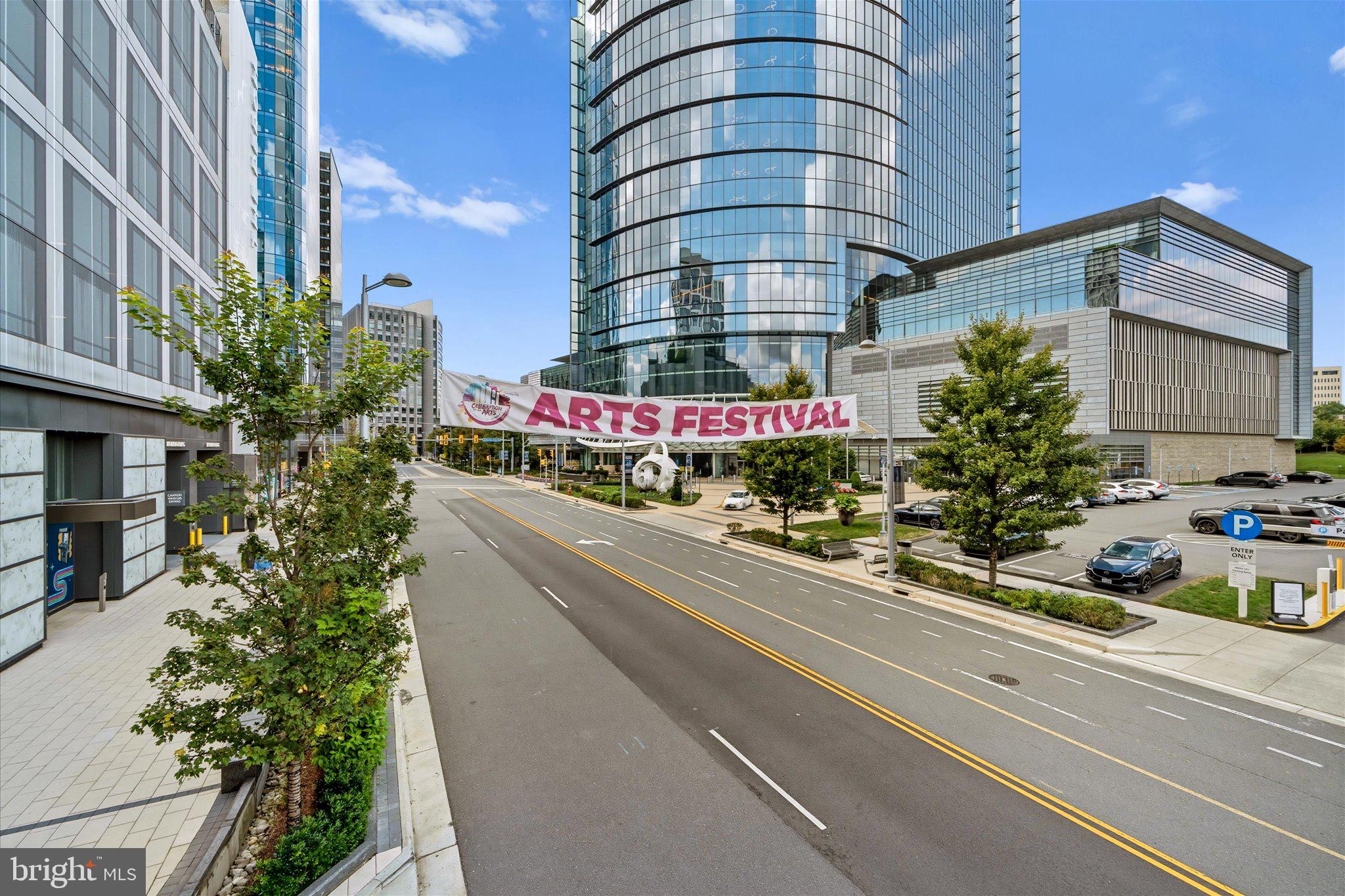 GATES OF MCLEAN - Residential Lease