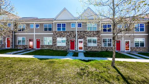 Townhouse For Sale - 25 Rowand Way<br/> CLEMENTON, NJ 08021