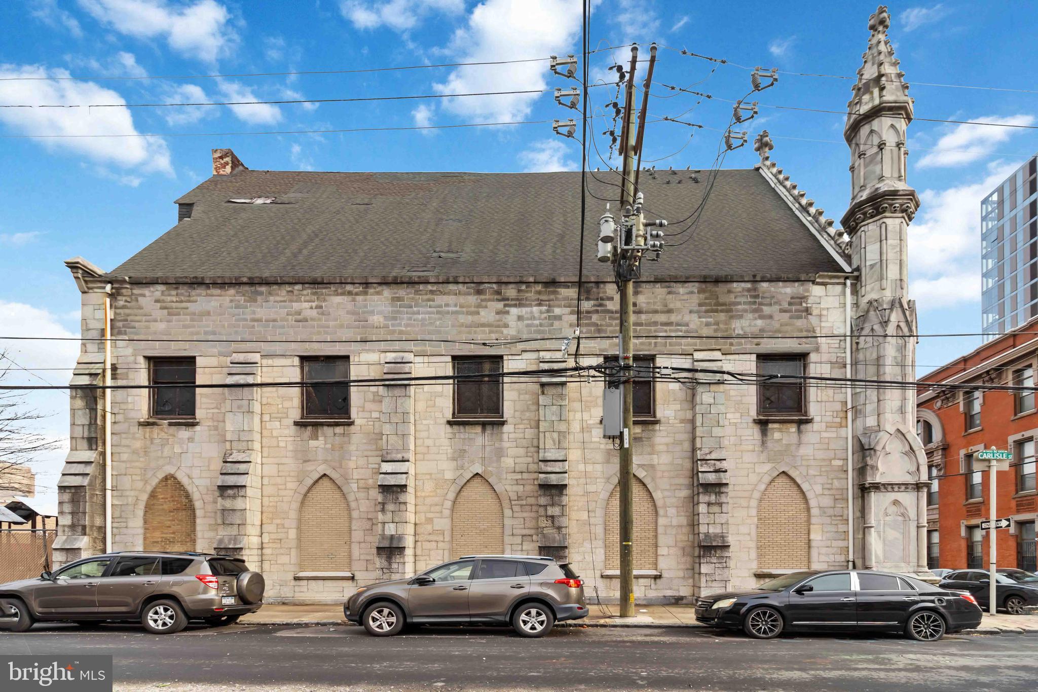 1409-17 W MASTER STREET