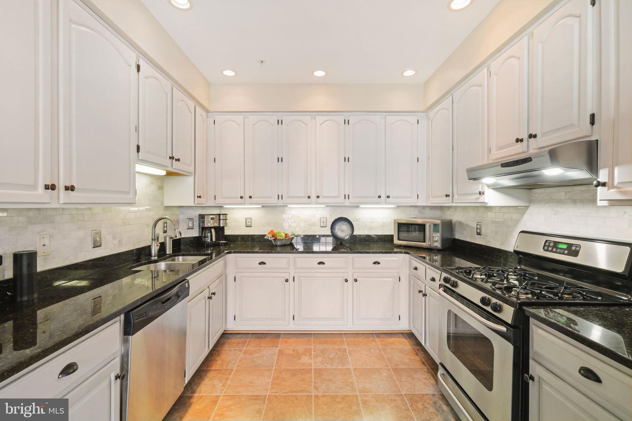 KENTLANDS - Residential