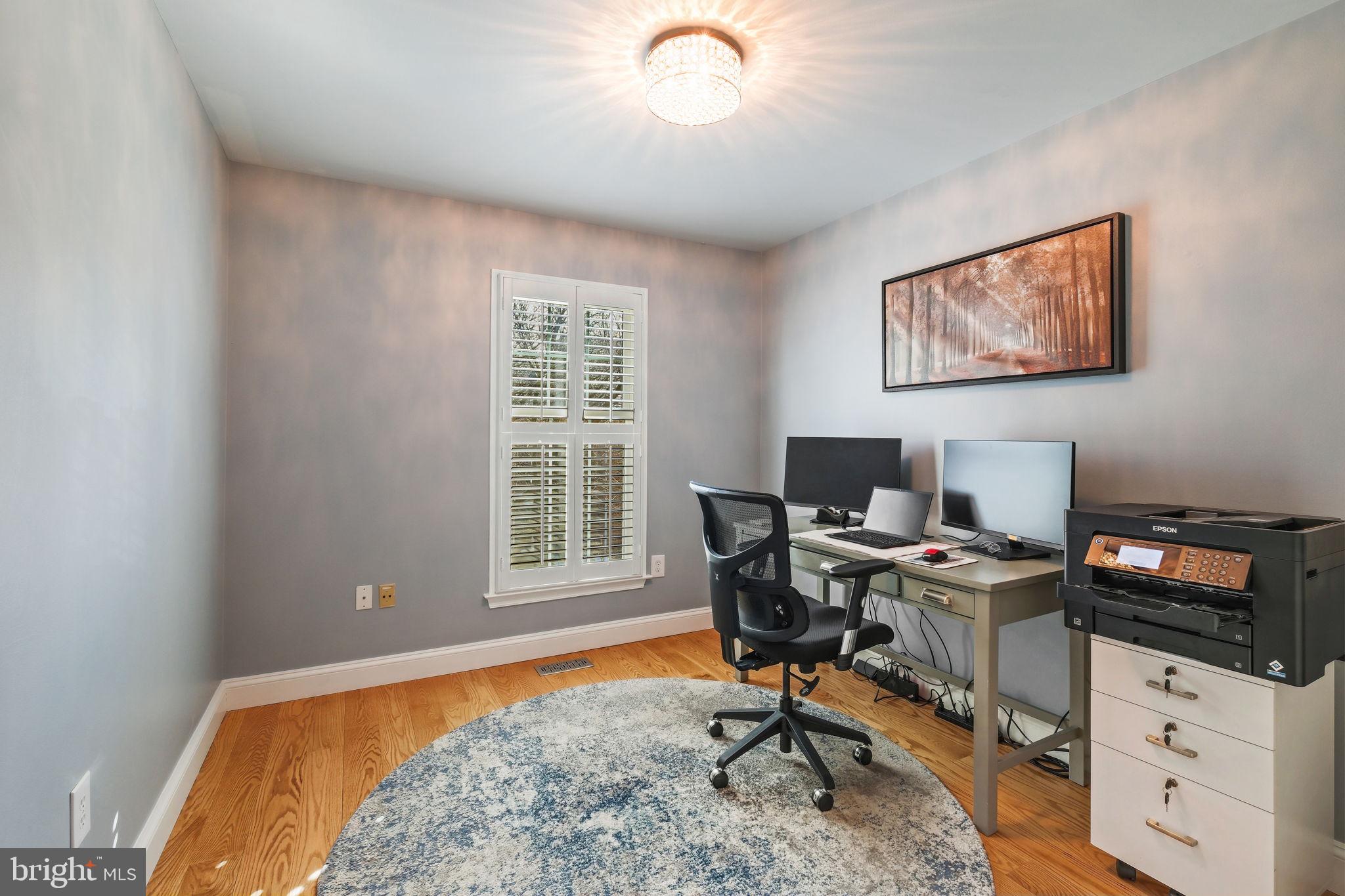 KENTLANDS - Residential