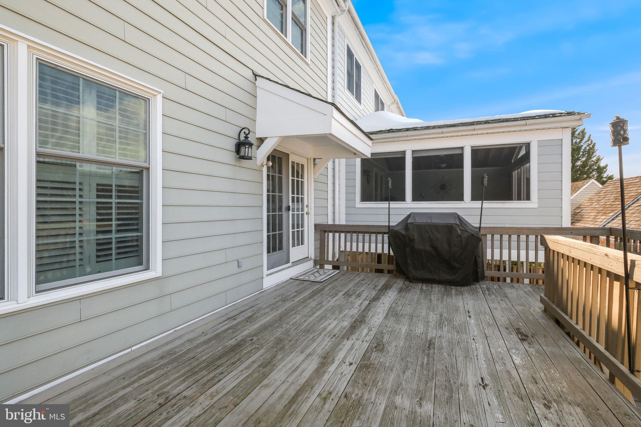 KENTLANDS - Residential