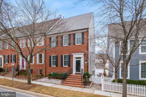 220 THAXTON STREET GAITHERSBURG MD 20878