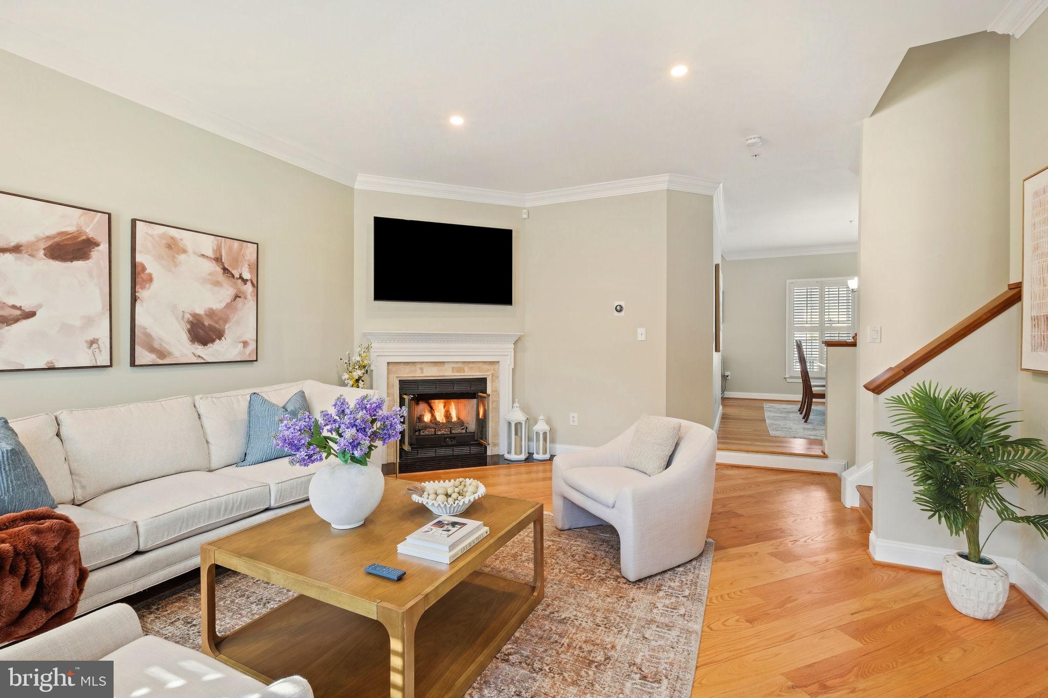 KENTLANDS - Residential