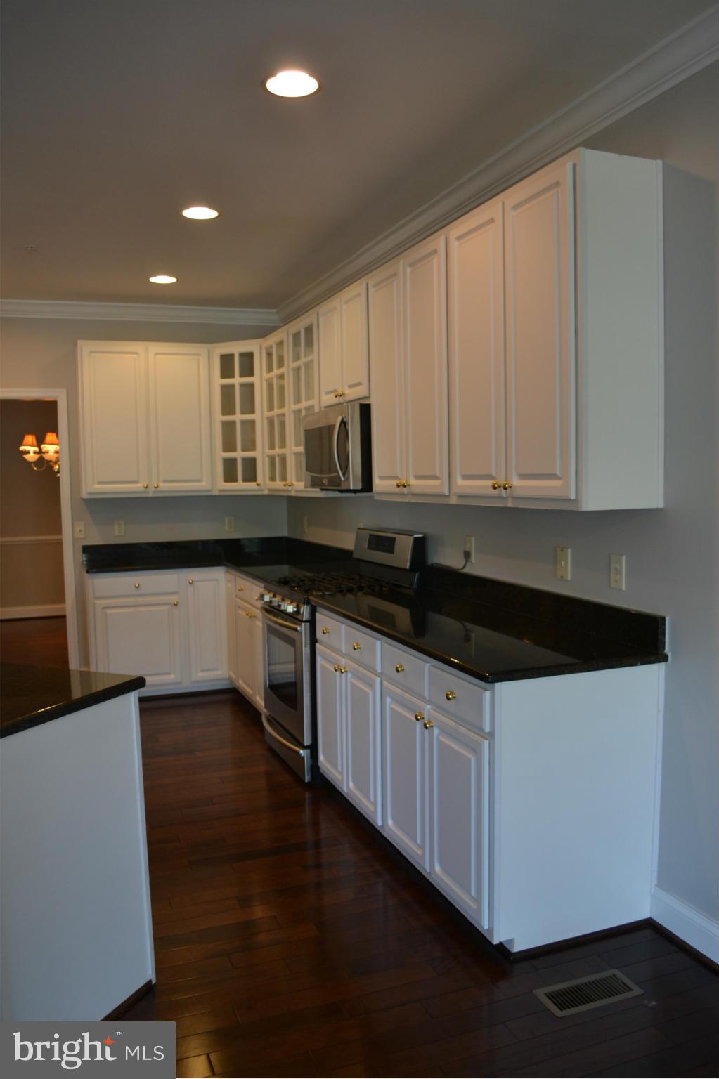 WAVERLY WOODS - Residential