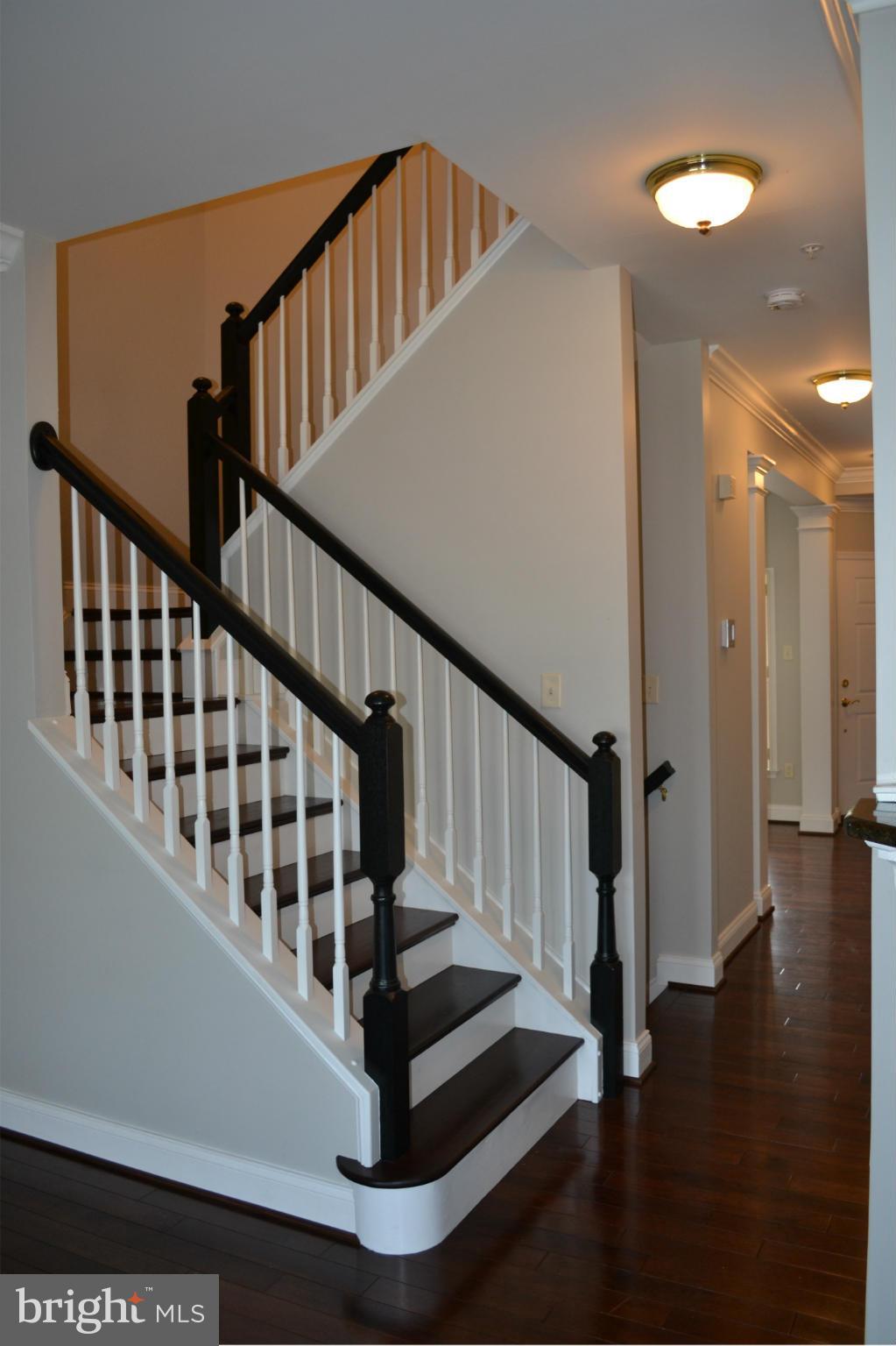 WAVERLY WOODS - Residential