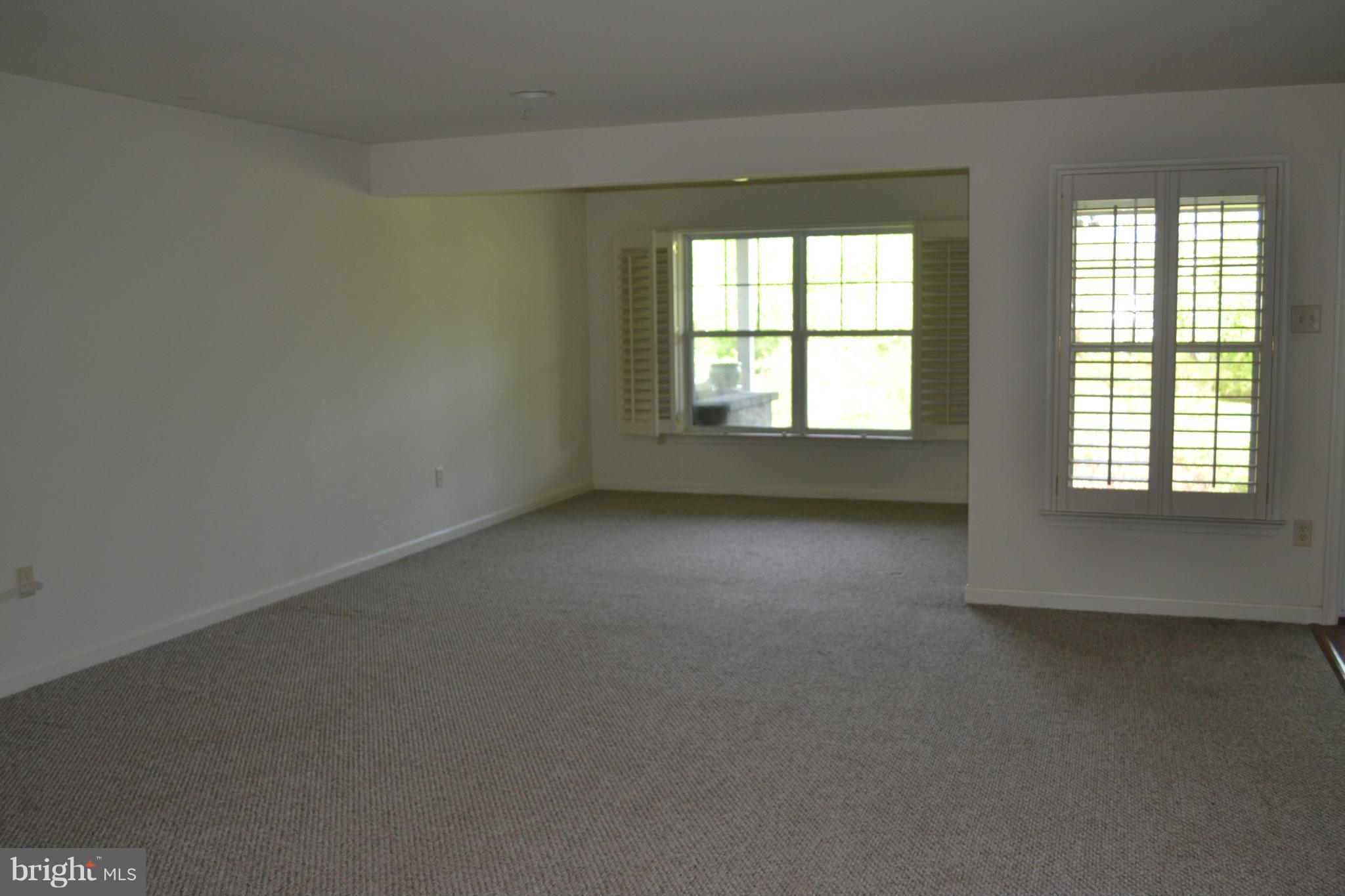 WAVERLY WOODS - Residential