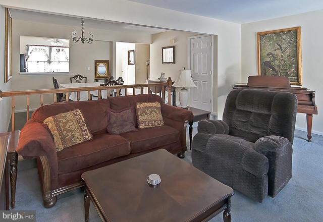 OAK SPRINGS - Residential