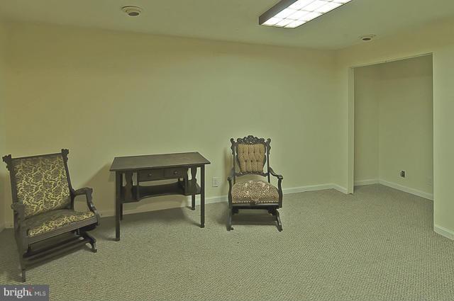 OAK SPRINGS - Residential