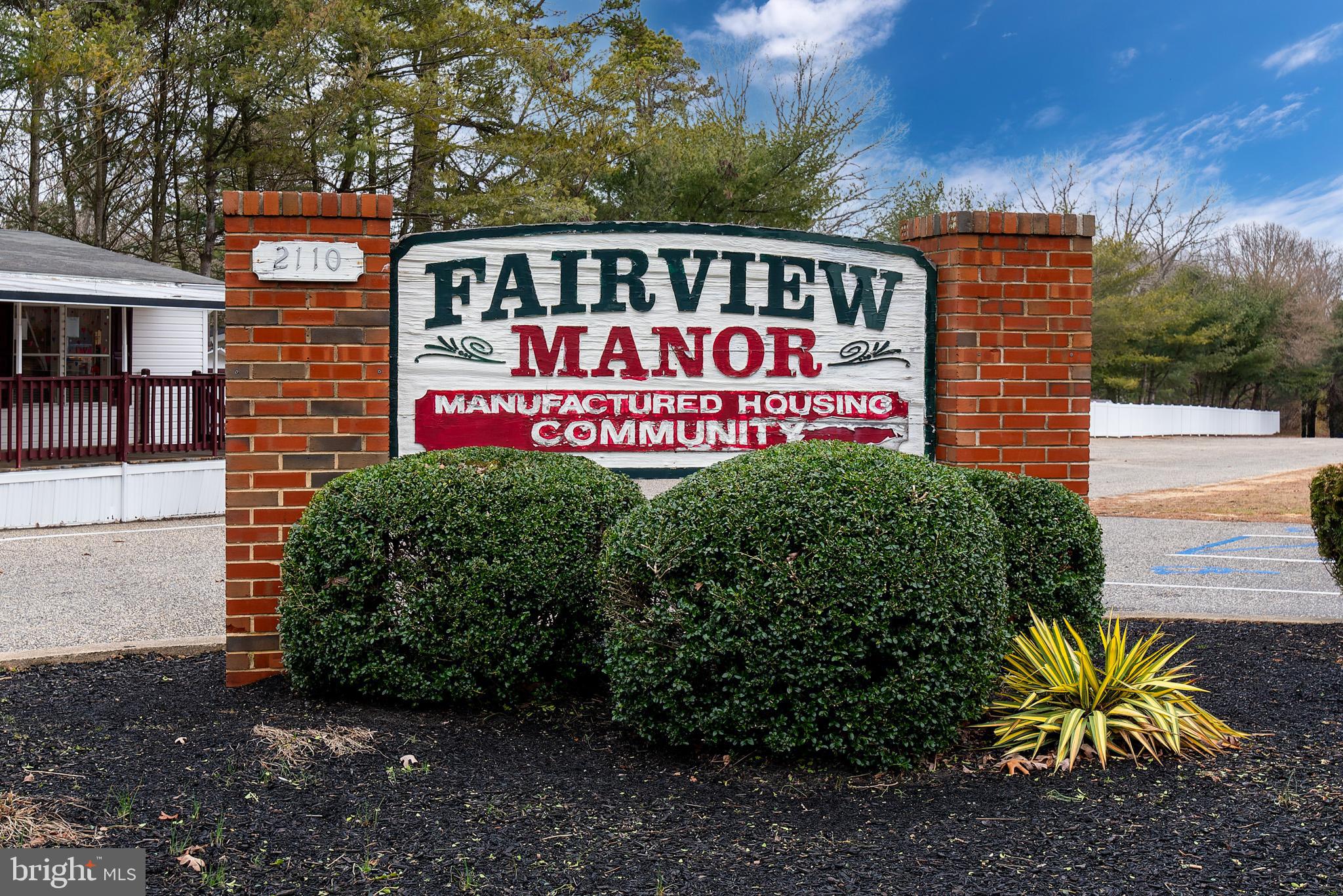 FAIRVIEW MANOR - Residential