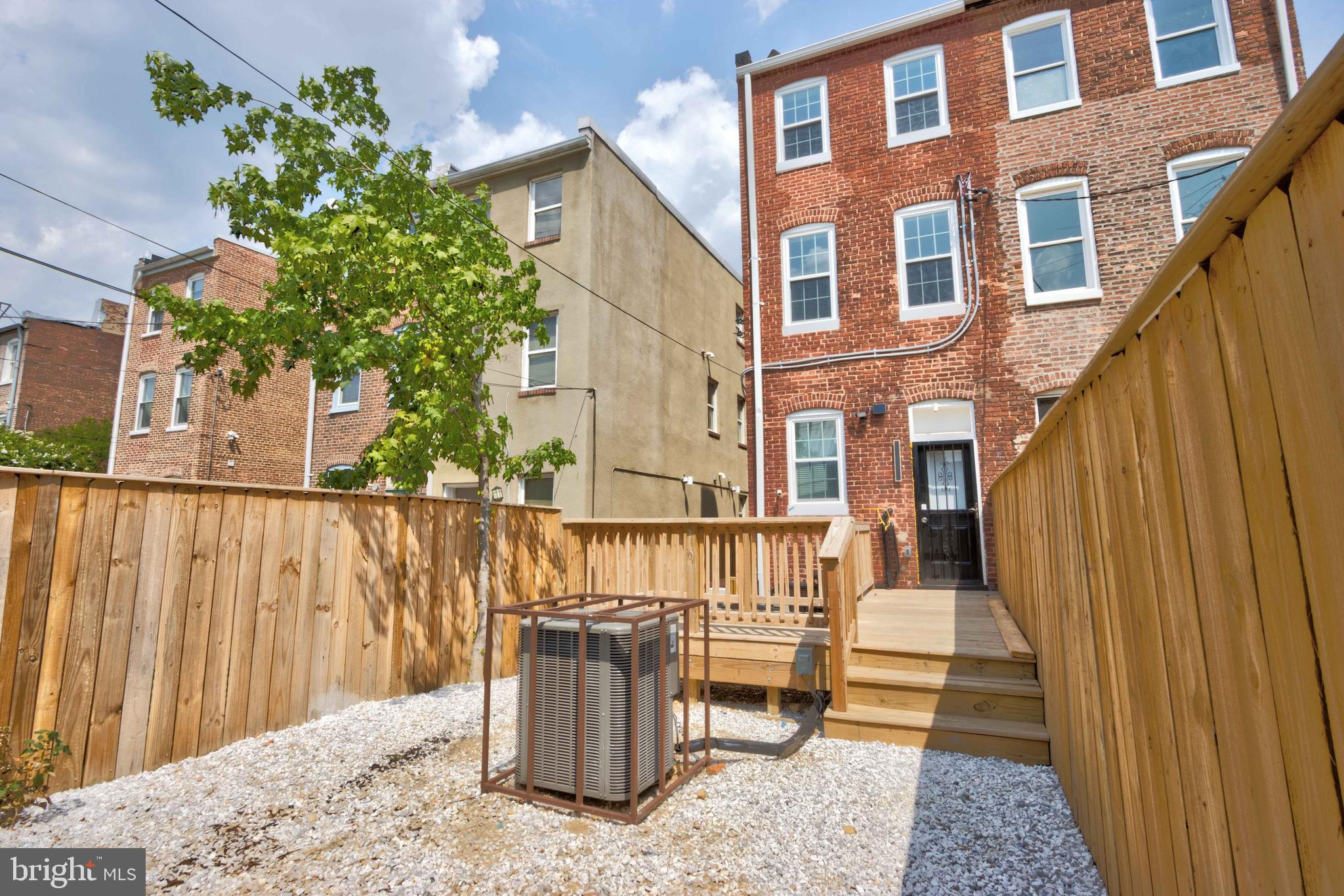 RESERVOIR HILL - Residential