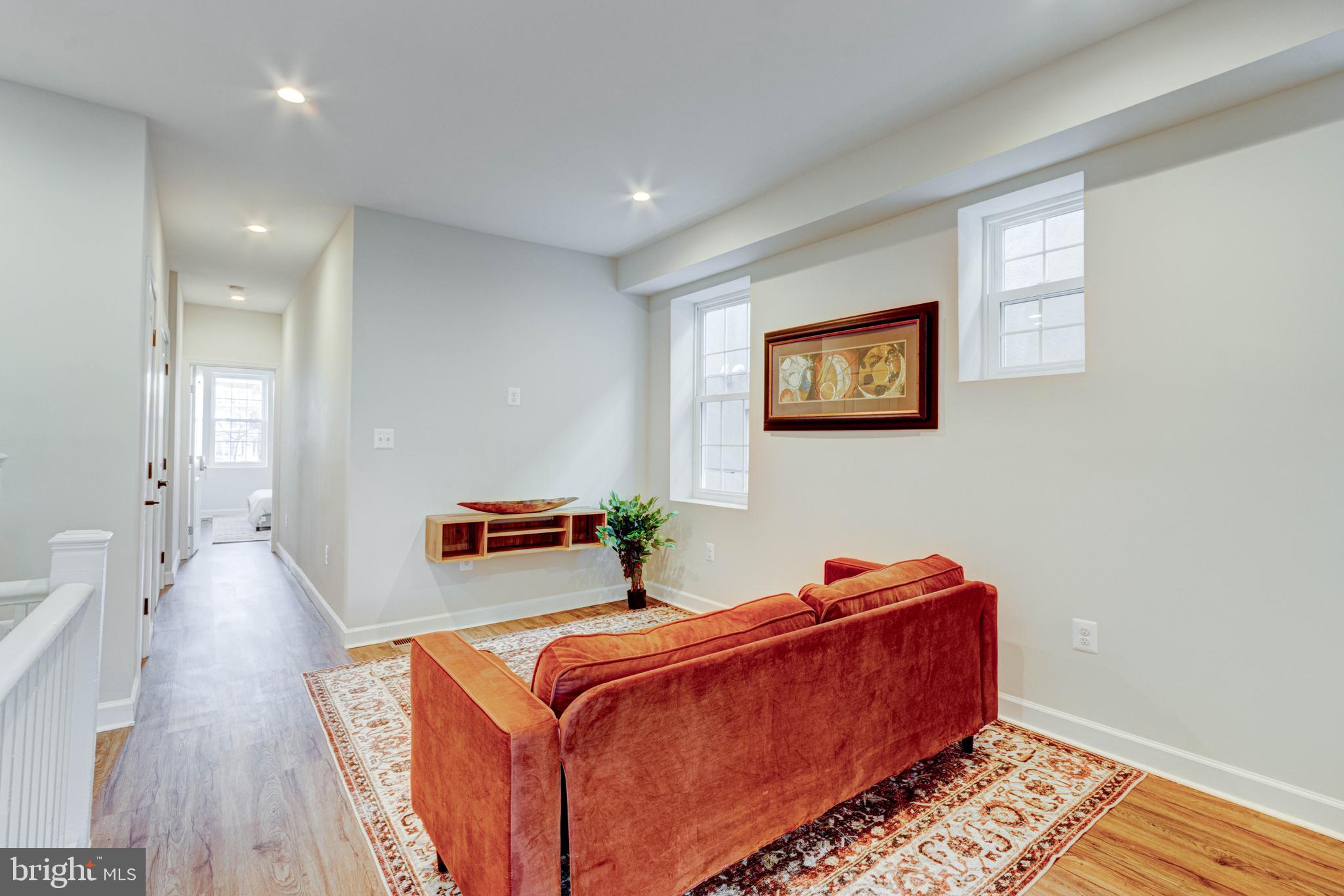 RESERVOIR HILL - Residential