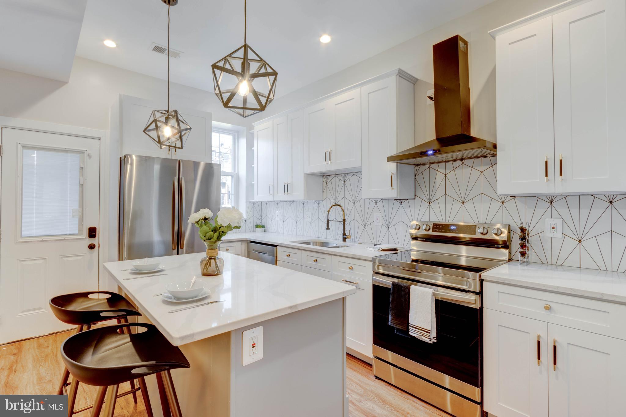 RESERVOIR HILL - Residential