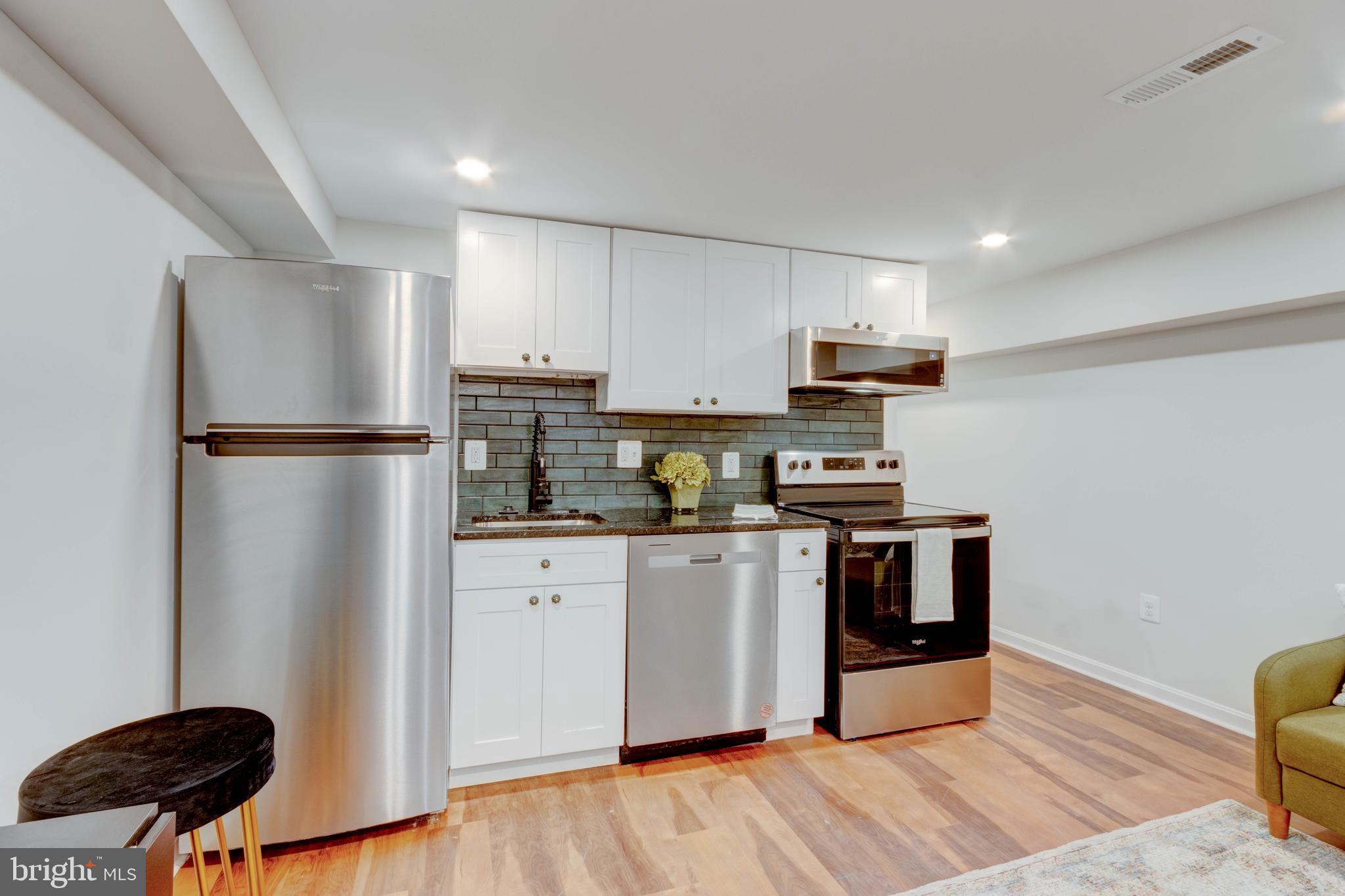 RESERVOIR HILL - Residential